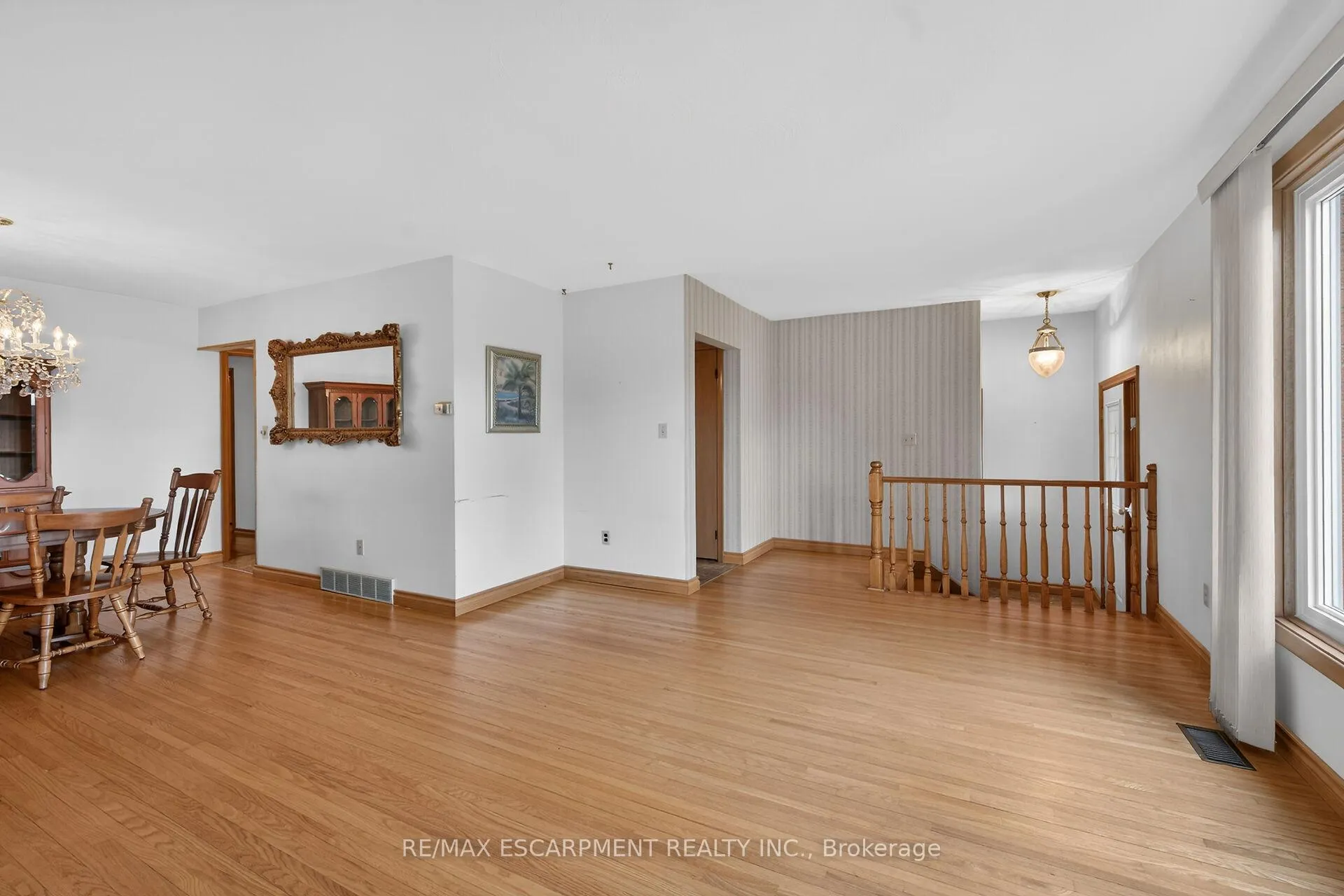 Photo 8 of 336 Montmorency Drive, Hamilton, Red Hill — HOMEH