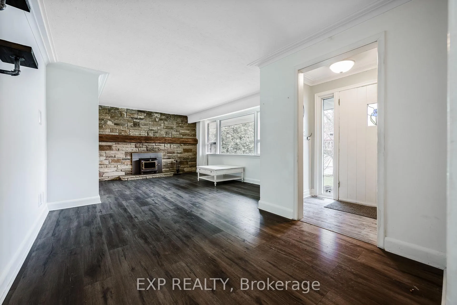 Photo 8 of 16 Carberry Street, Erin, Hillsburgh — HOMEH
