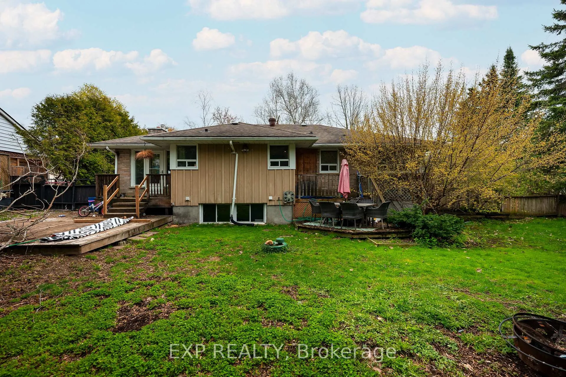 Photo 46 of 16 Carberry Street, Erin, Hillsburgh — HOMEH