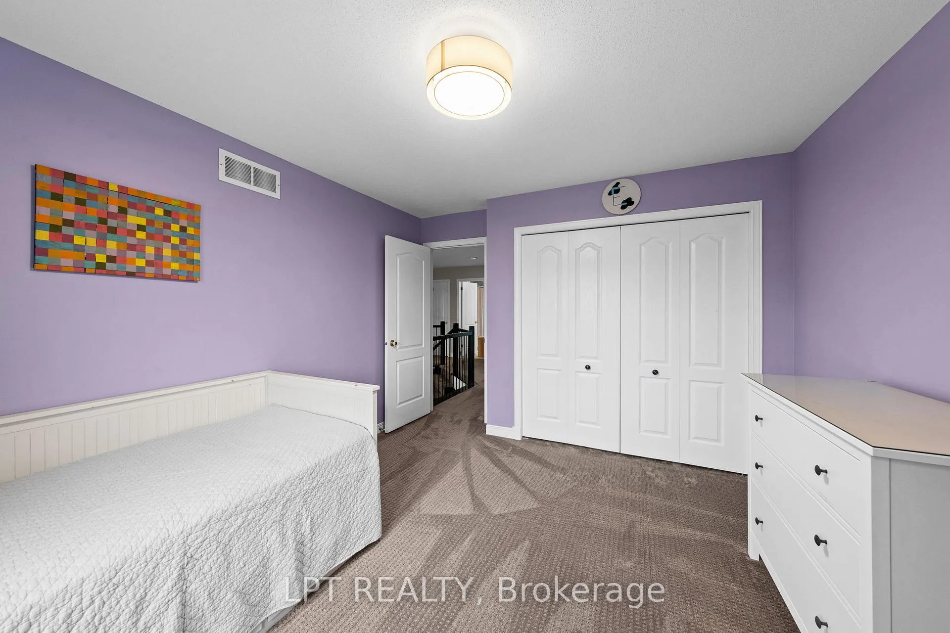 Photo 30 of 66 Forest Gate Way N, Ottawa, Barrhaven East — HOMEH