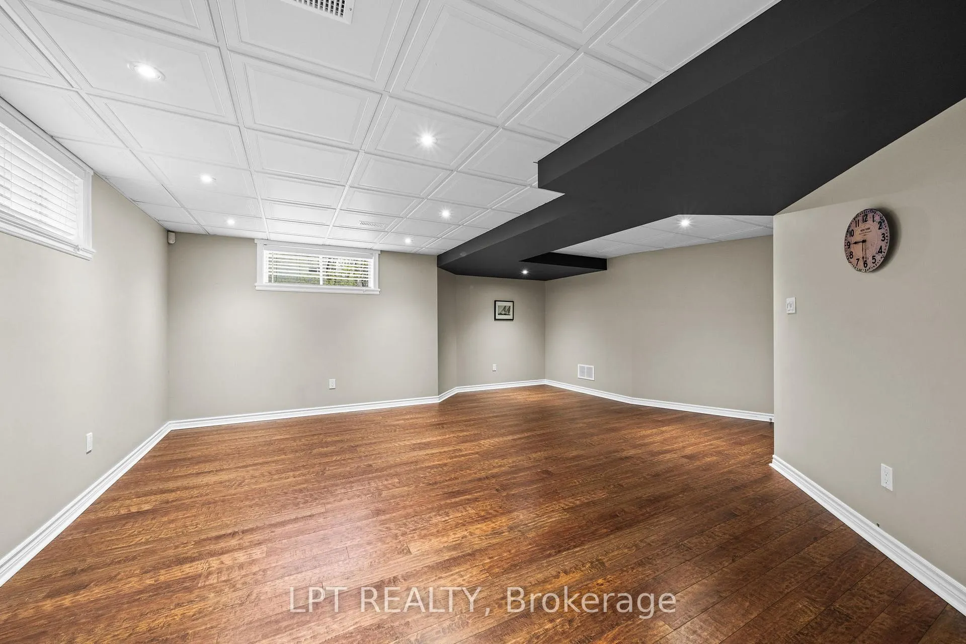Photo 39 of 66 Forest Gate Way N, Ottawa, Barrhaven East — HOMEH