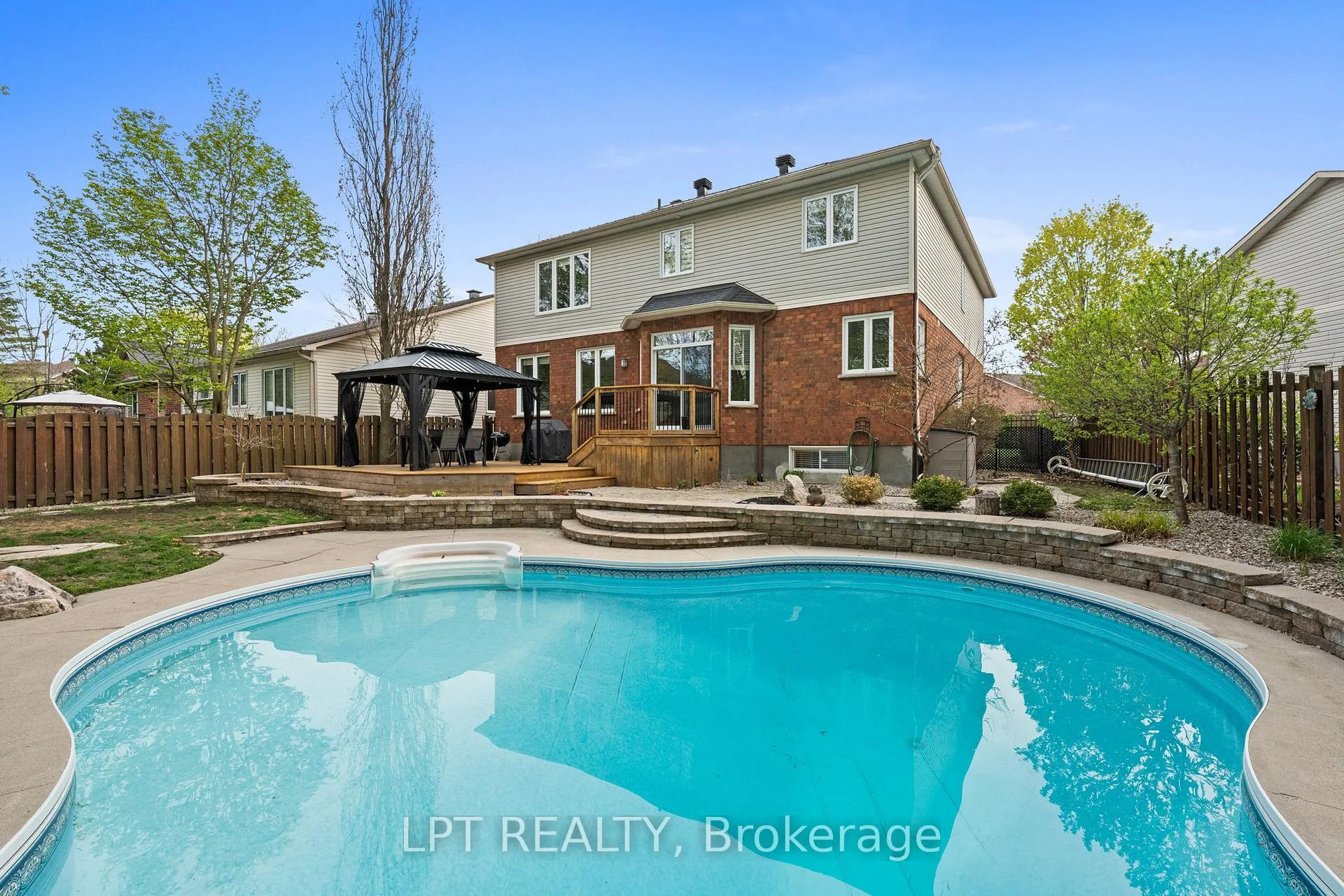 Photo 43 of 66 Forest Gate Way N, Ottawa, Barrhaven East — HOMEH