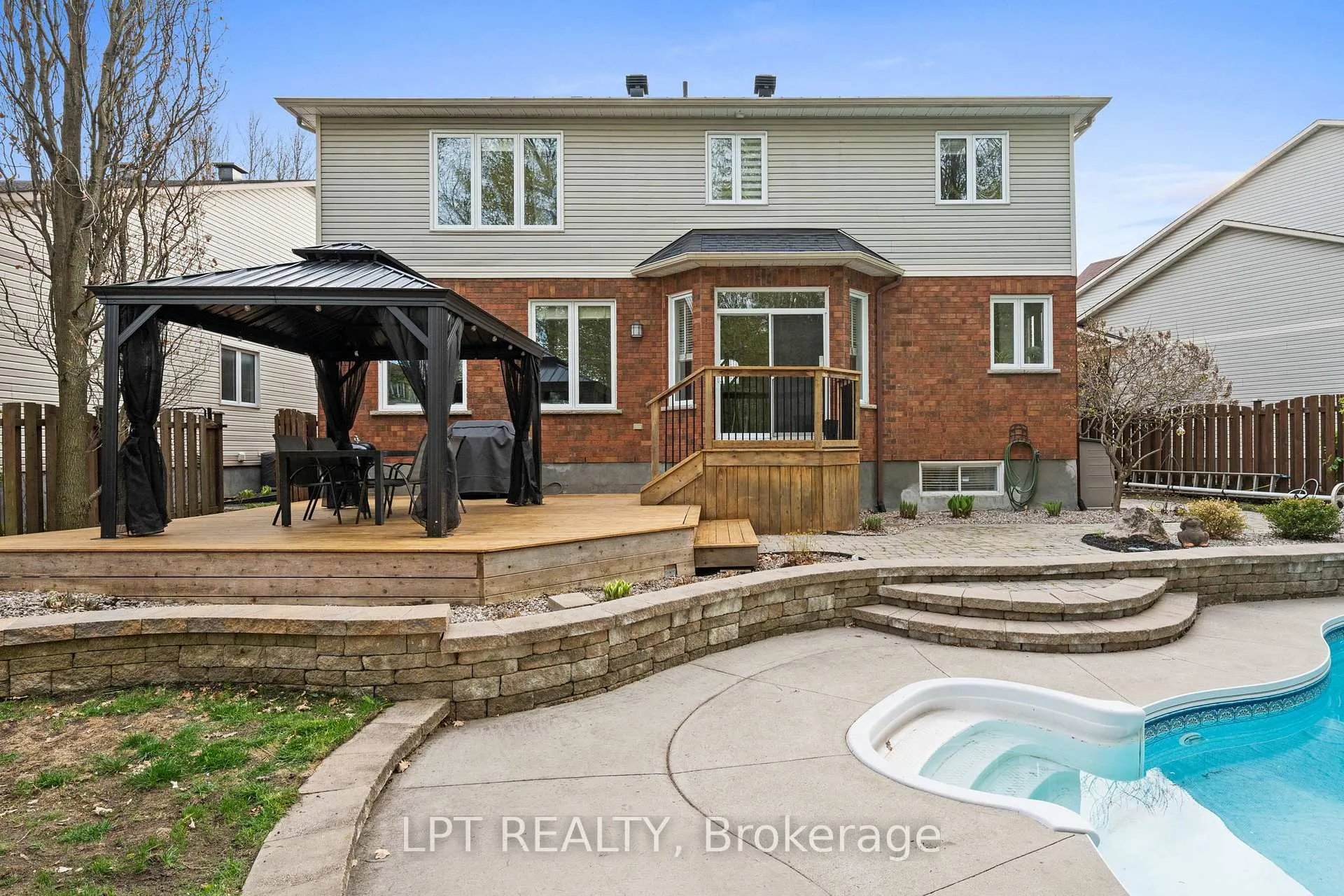 Photo 44 of 66 Forest Gate Way N, Ottawa, Barrhaven East — HOMEH