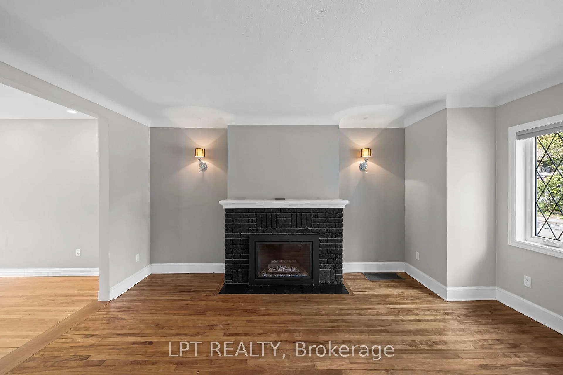 Photo 16 of 126 Blackburn Avenue, Ottawa, Sandy Hill — HOMEH