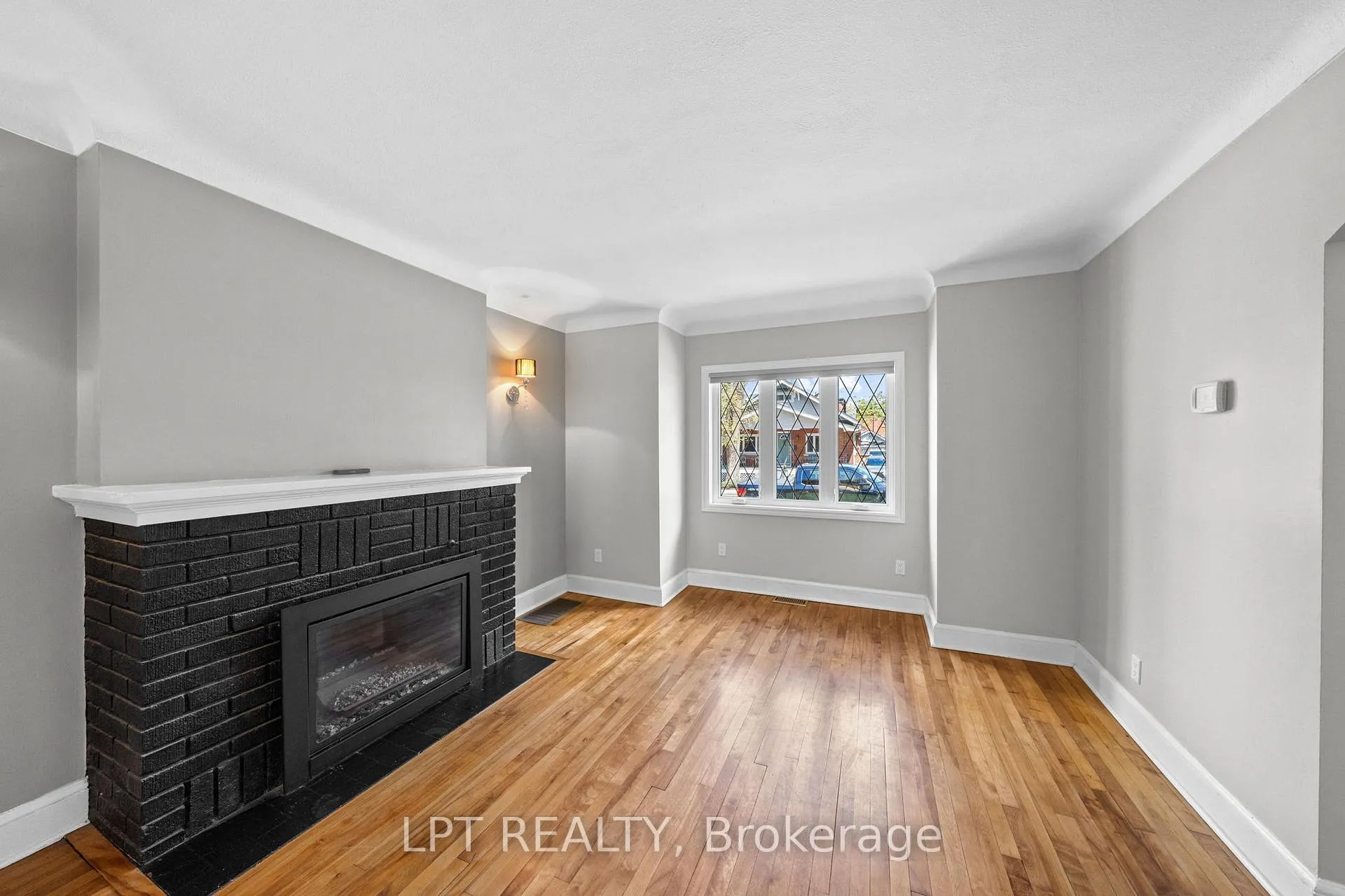 Photo 17 of 126 Blackburn Avenue, Ottawa, Sandy Hill — HOMEH