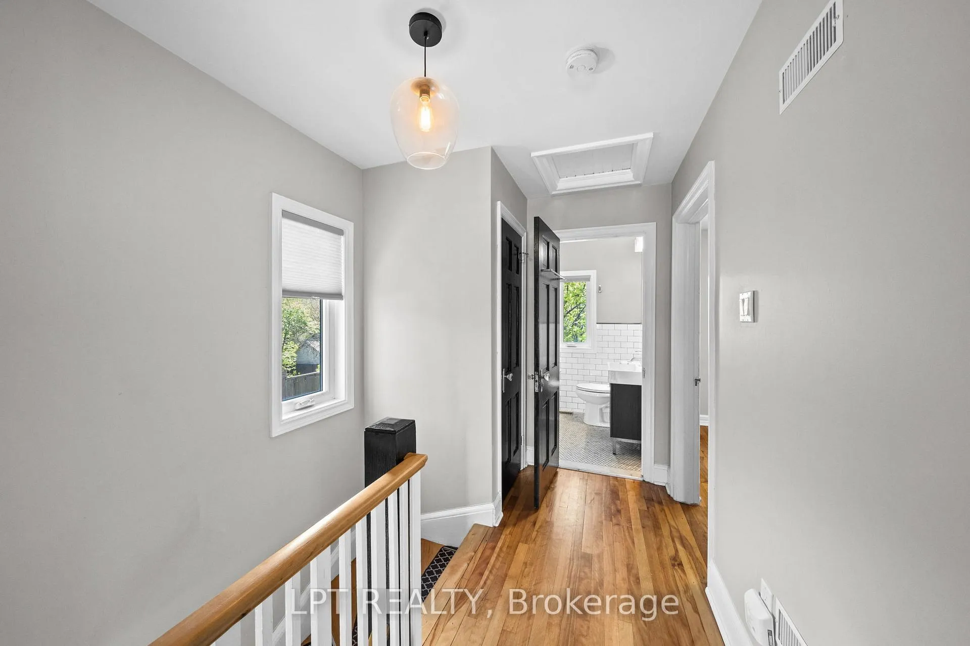 Photo 24 of 126 Blackburn Avenue, Ottawa, Sandy Hill — HOMEH