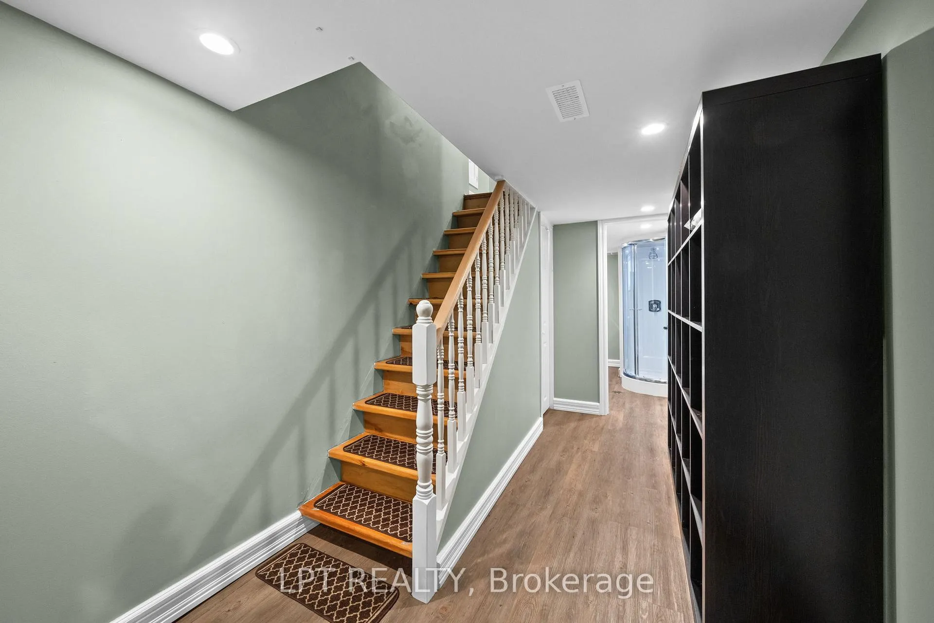 Photo 28 of 126 Blackburn Avenue, Ottawa, Sandy Hill — HOMEH