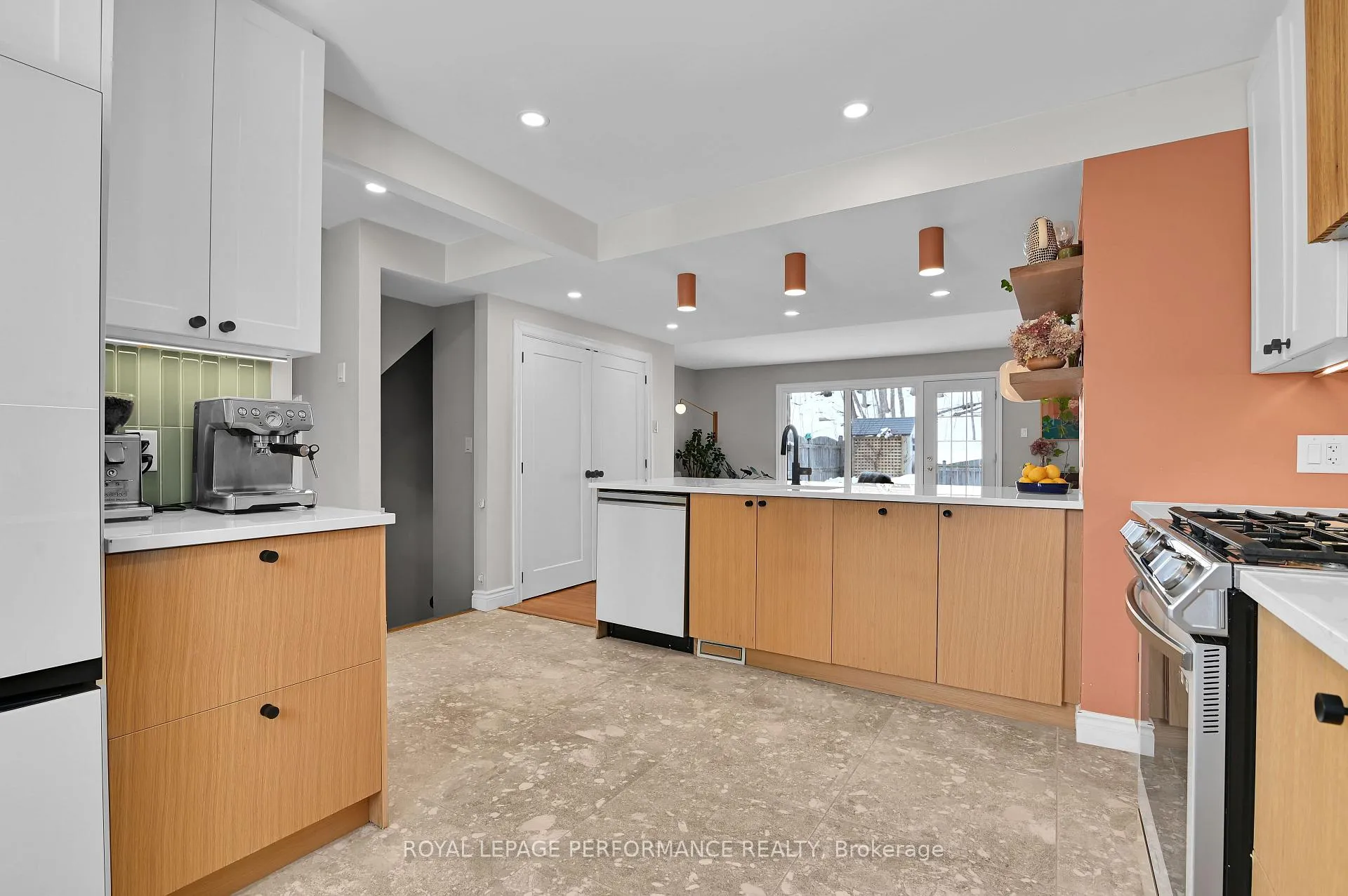 Photo 7 of 835 Provost Drive, Ottawa, Riverside Park South — HOMEH