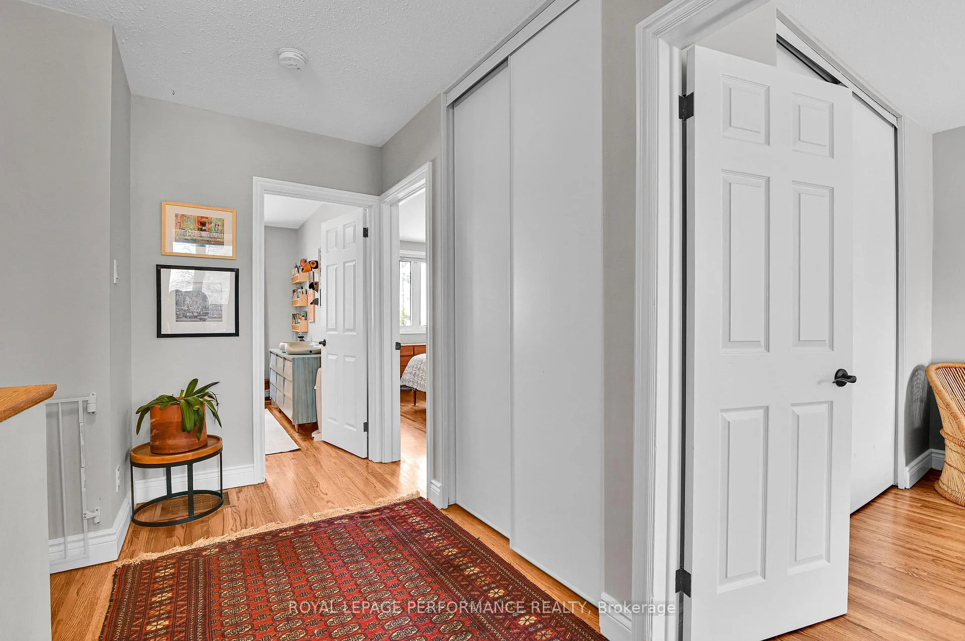 Photo 15 of 835 Provost Drive, Ottawa, Riverside Park South — HOMEH