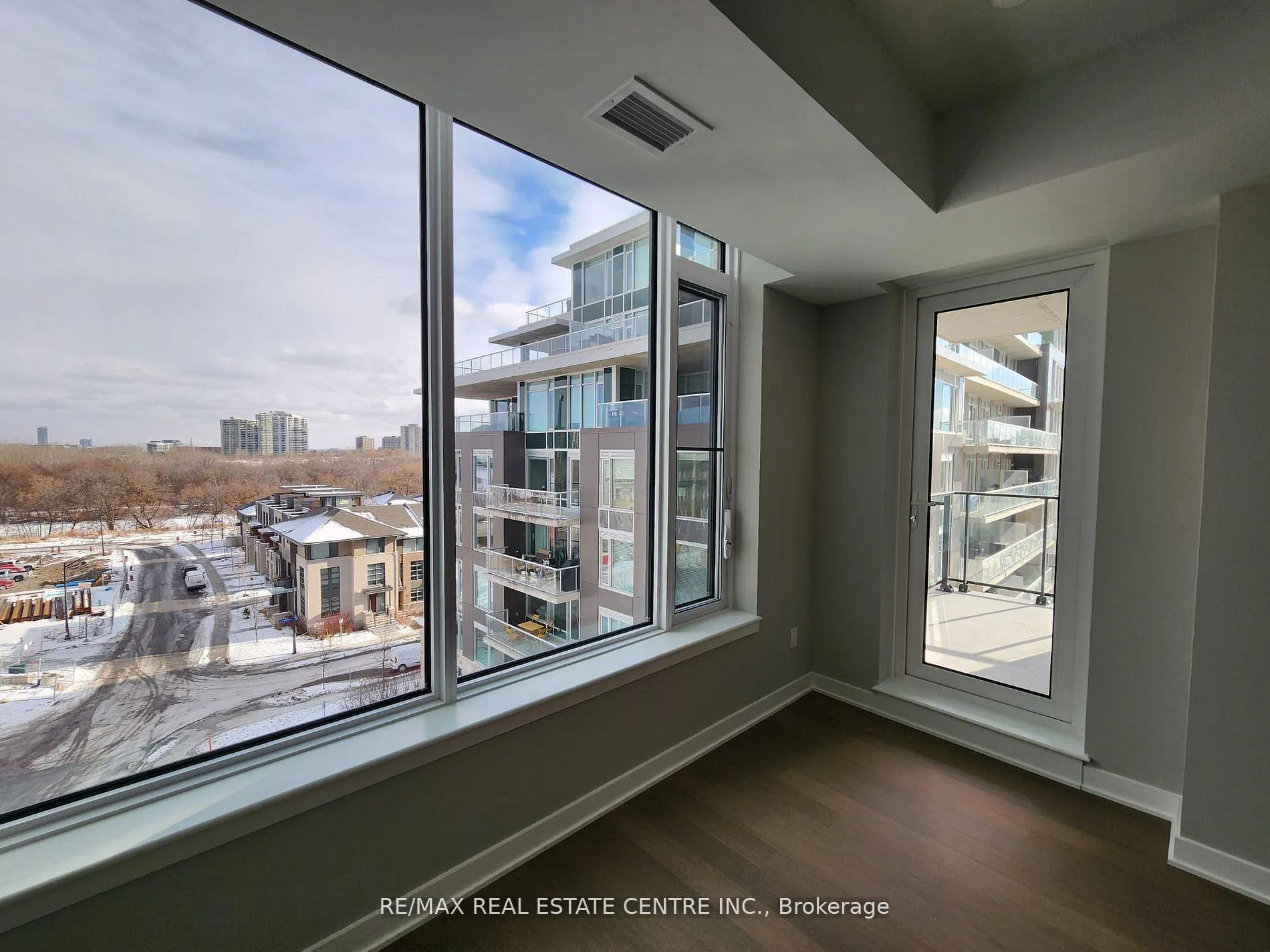 Photo 14 of Unit 608, 360 Deschatelets Avenue, Ottawa, Ottawa East — HOMEH
