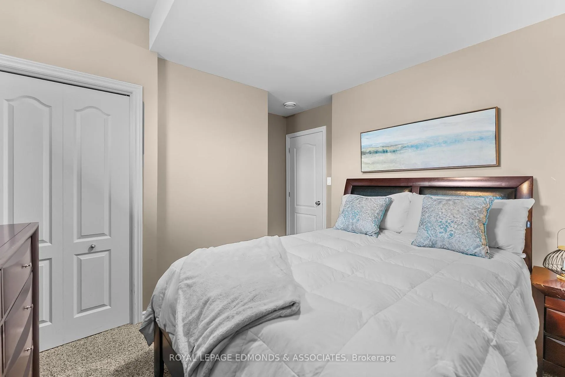 Photo 26 of 8 William Thomas Drive, Petawawa — HOMEH