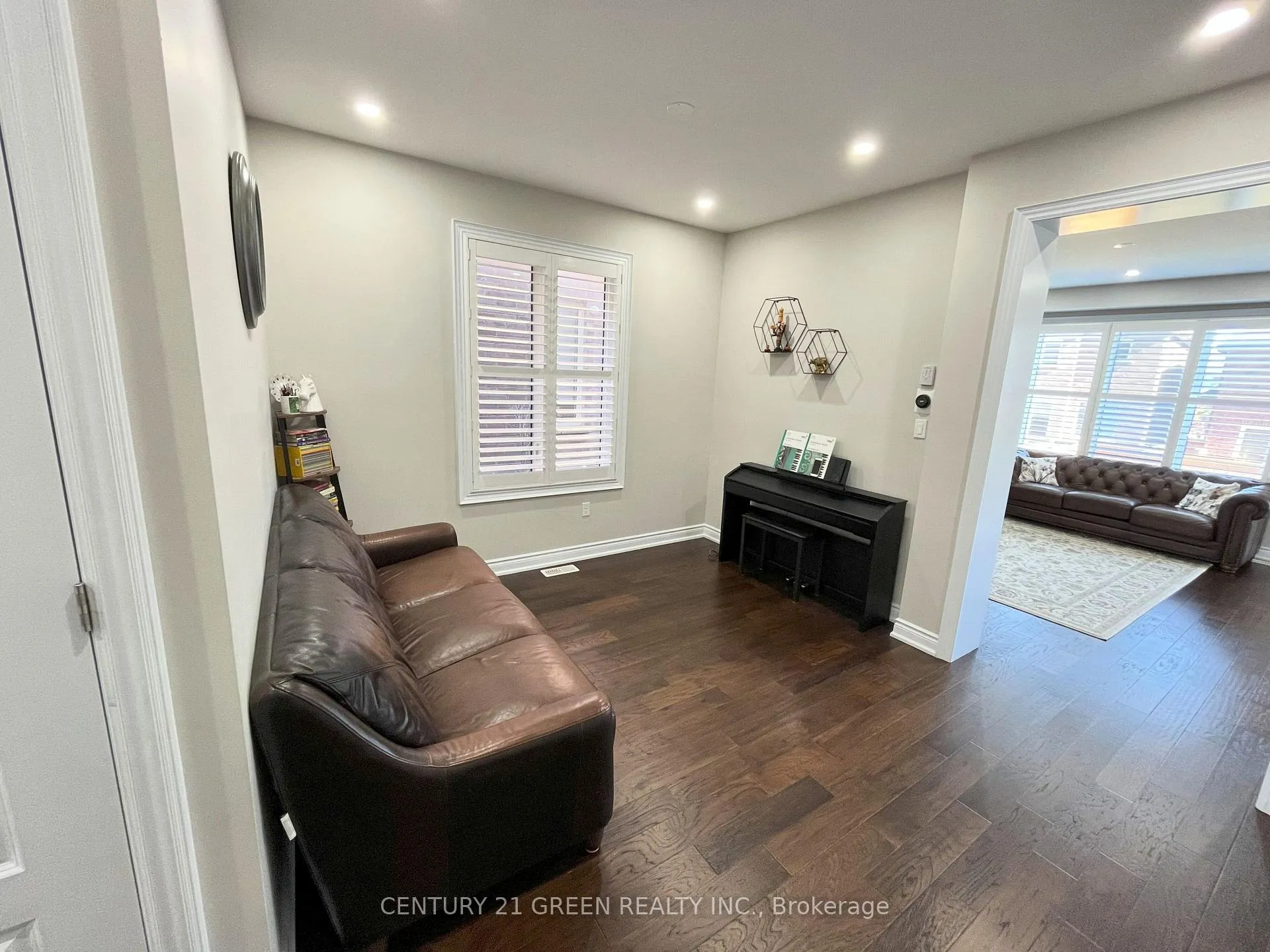 Photo 8 of 199 Windfields Farm Drive W, Oshawa, Windfields — HOMEH
