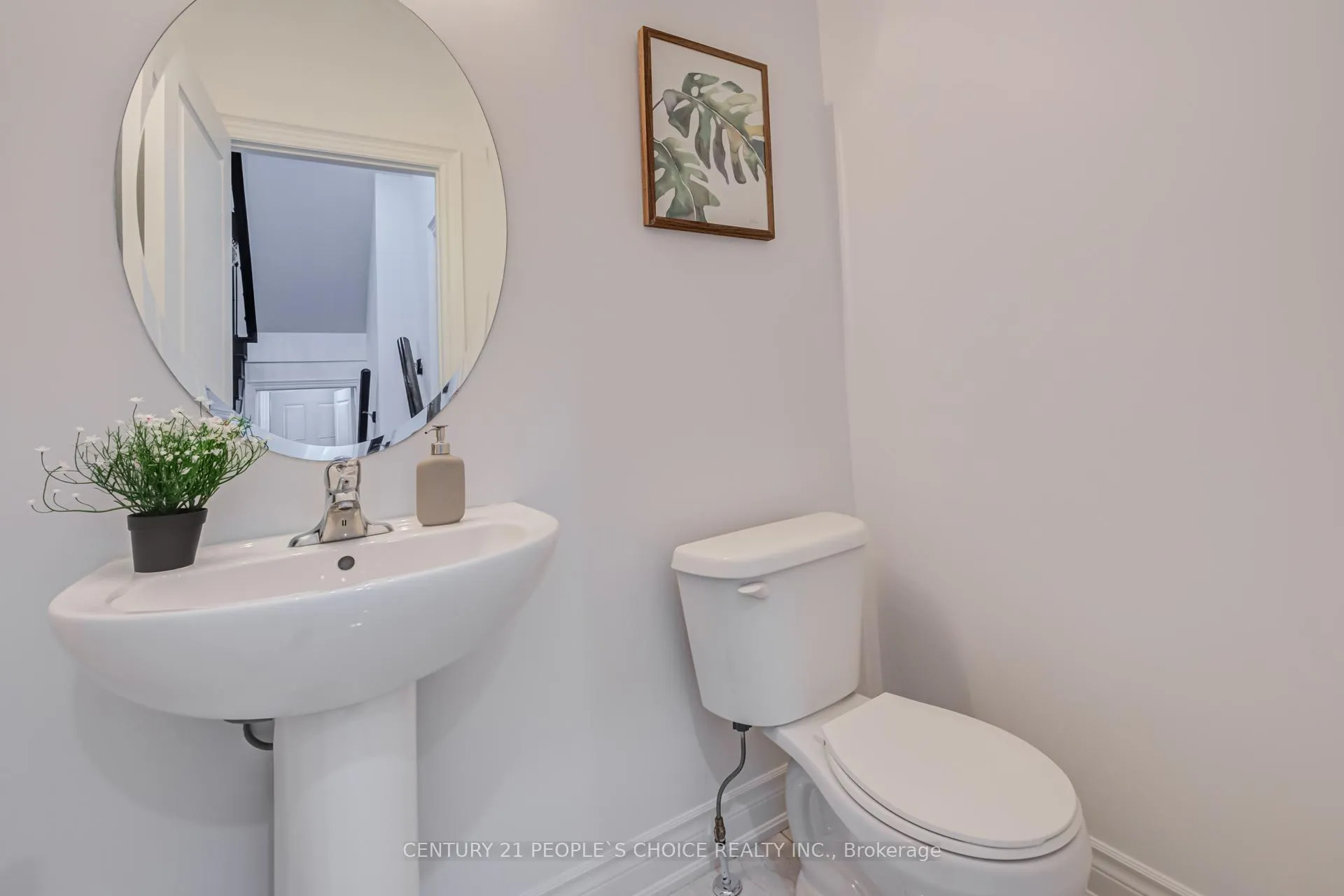 Photo 11 of 82 Mactier Drive, Vaughan, Kleinburg — HOMEH