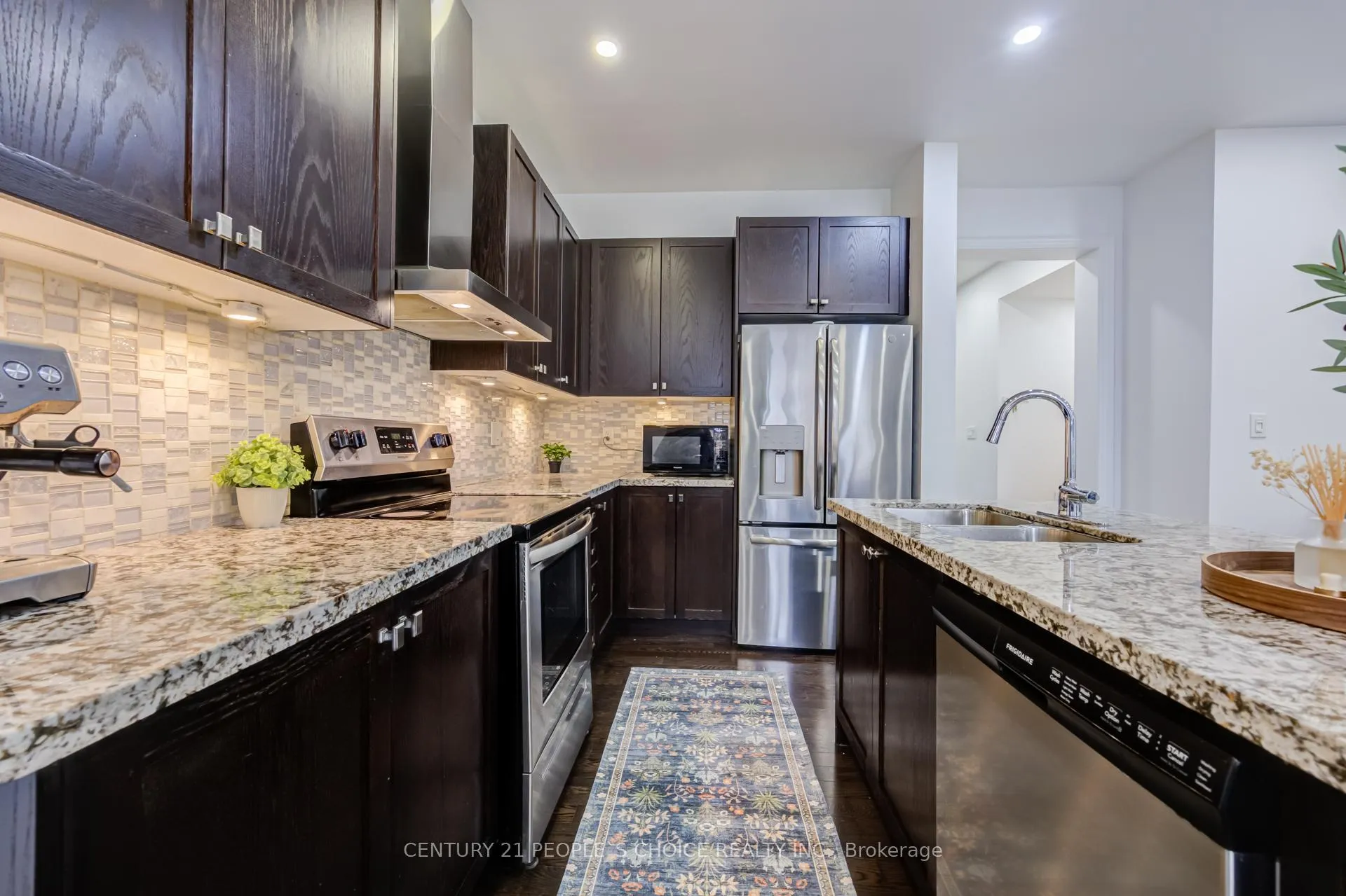 Photo 21 of 82 Mactier Drive, Vaughan, Kleinburg — HOMEH