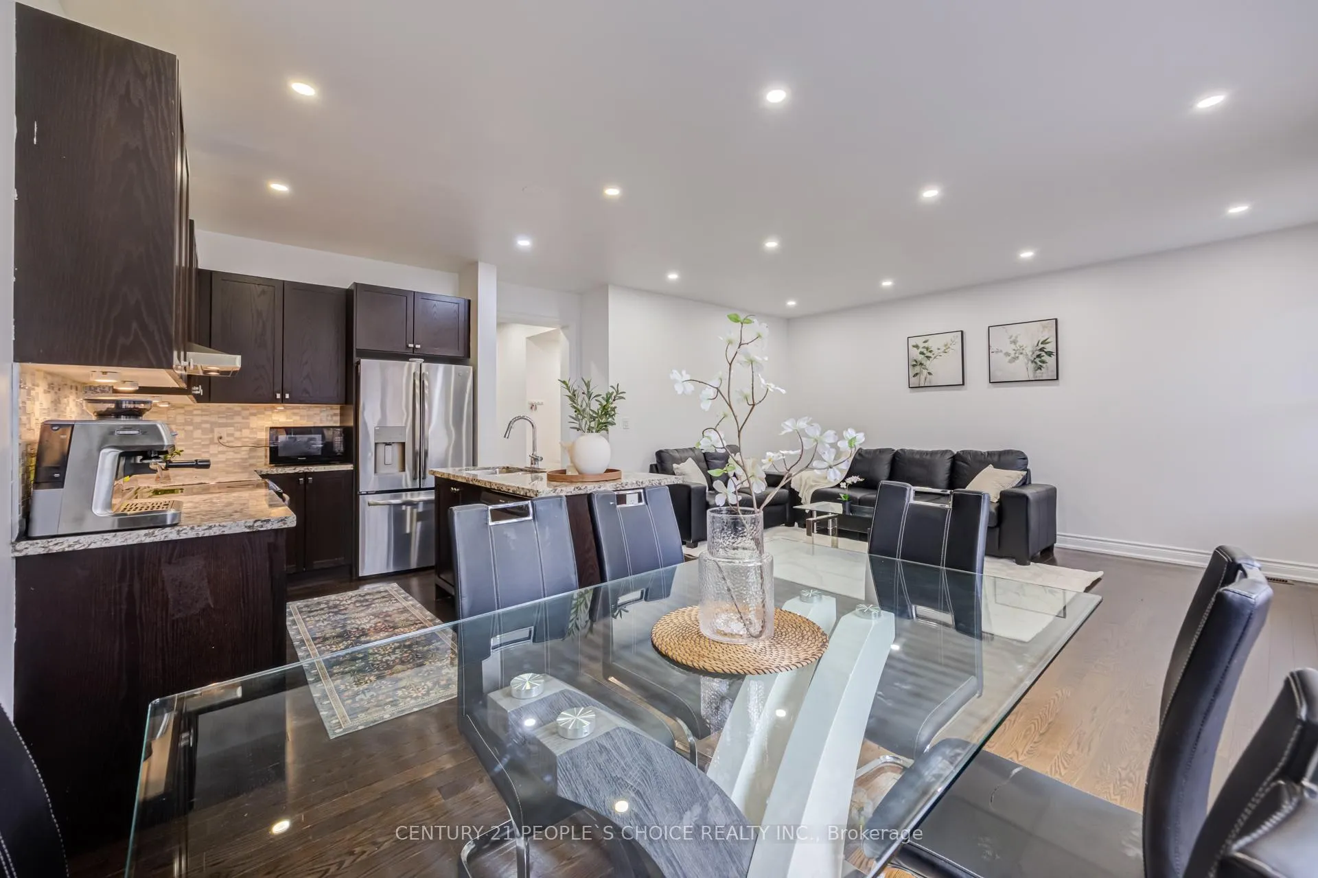 Photo 22 of 82 Mactier Drive, Vaughan, Kleinburg — HOMEH