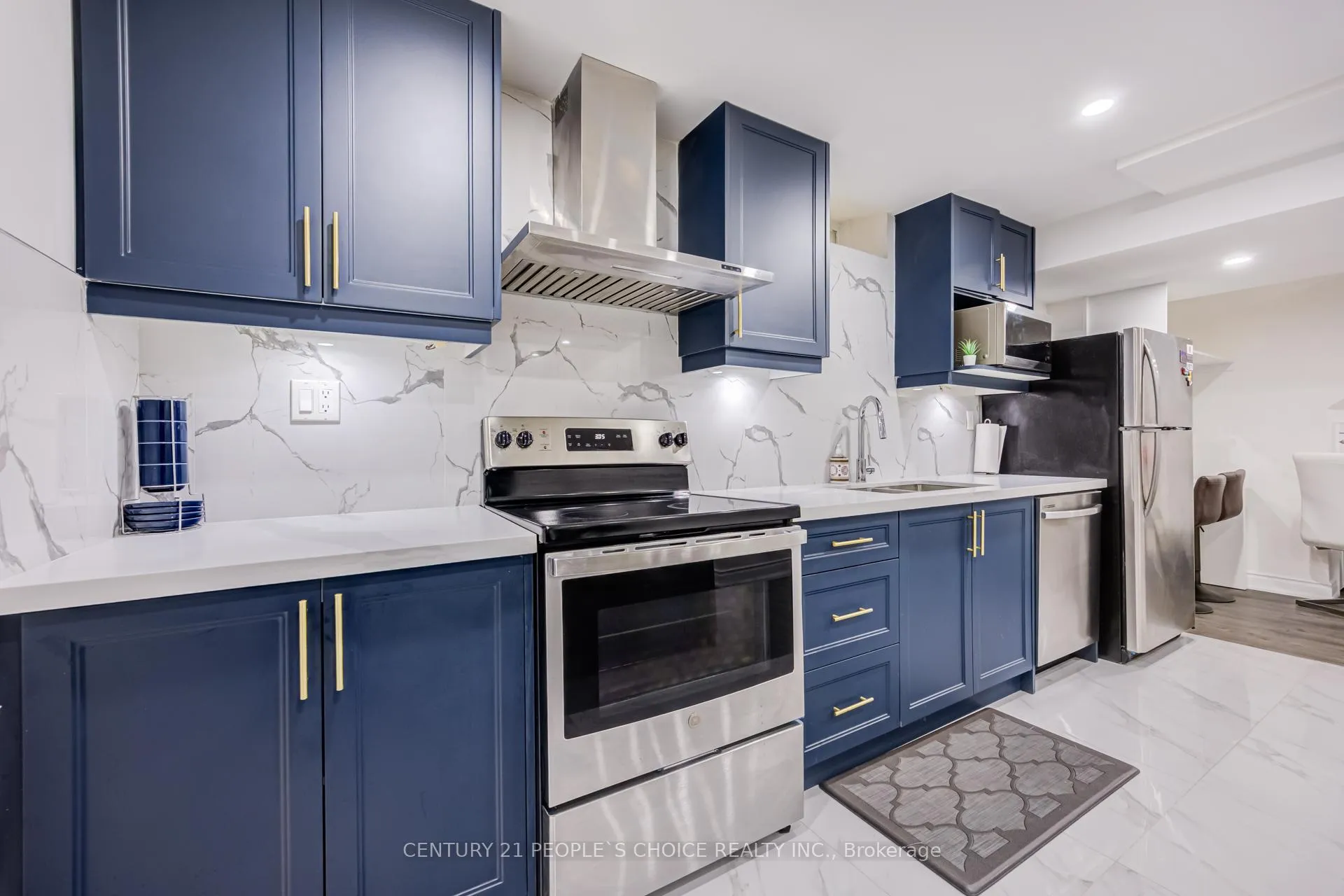 Photo 42 of 82 Mactier Drive, Vaughan, Kleinburg — HOMEH