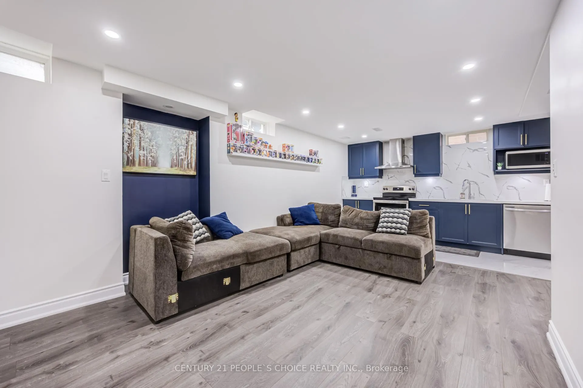 Photo 43 of 82 Mactier Drive, Vaughan, Kleinburg — HOMEH
