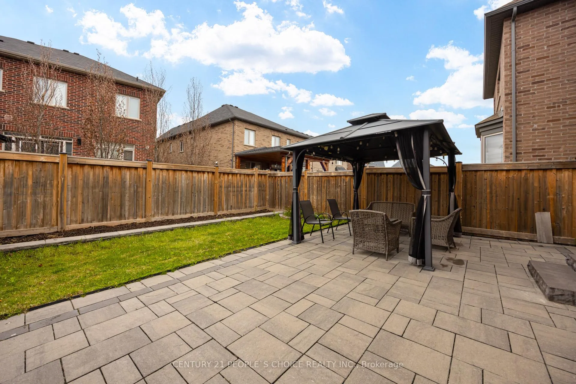 Photo 47 of 82 Mactier Drive, Vaughan, Kleinburg — HOMEH