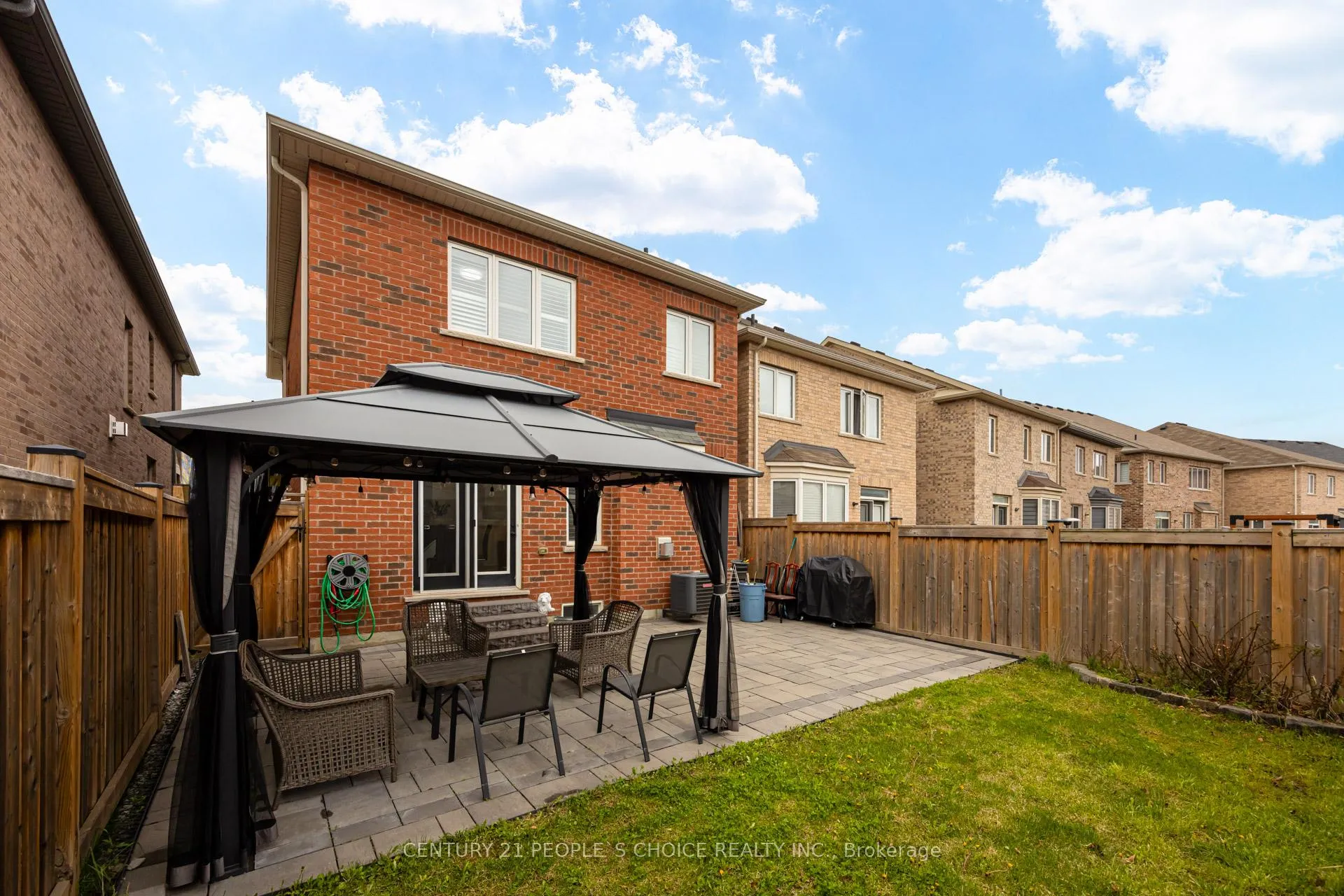 Photo 49 of 82 Mactier Drive, Vaughan, Kleinburg — HOMEH