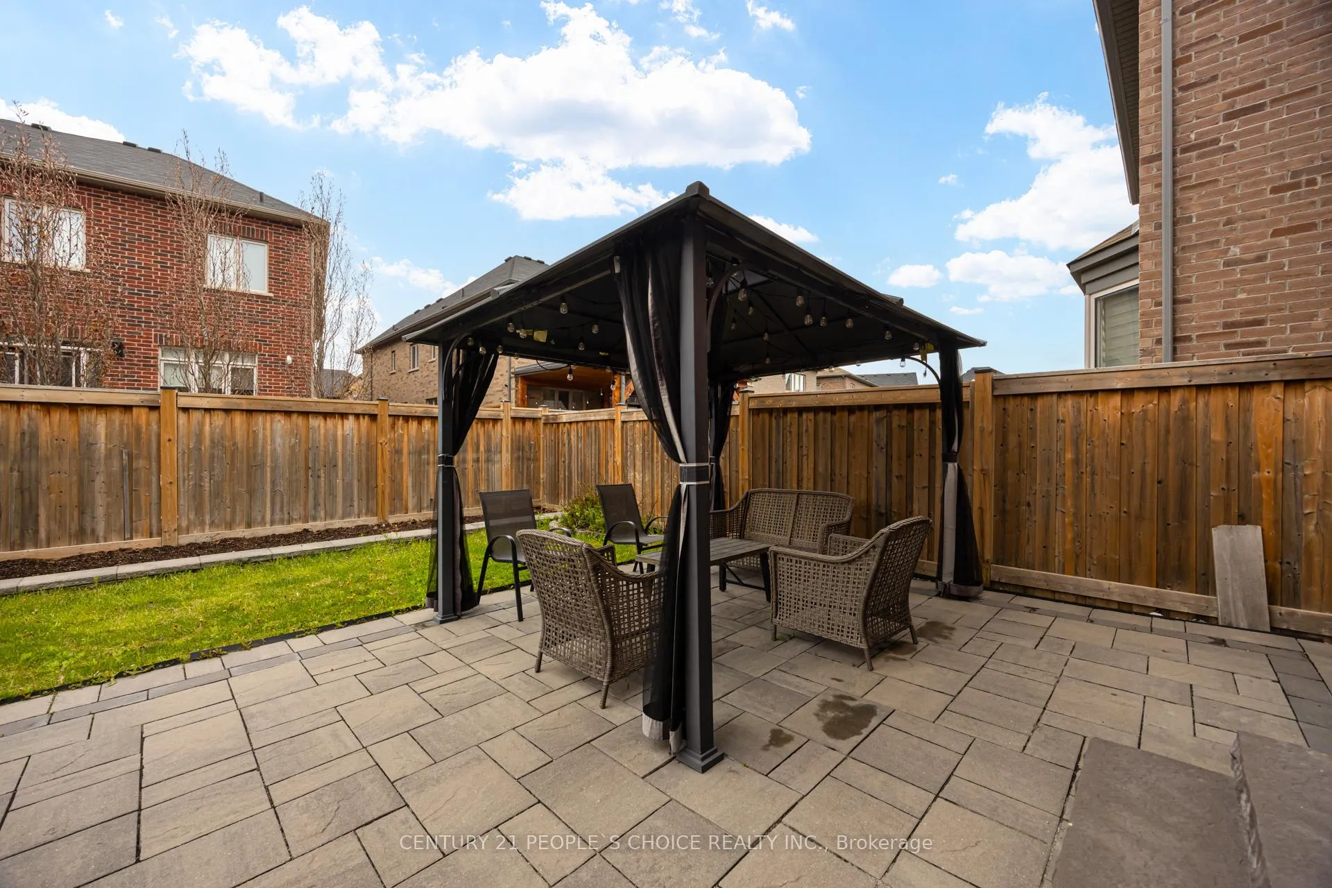 Photo 50 of 82 Mactier Drive, Vaughan, Kleinburg — HOMEH