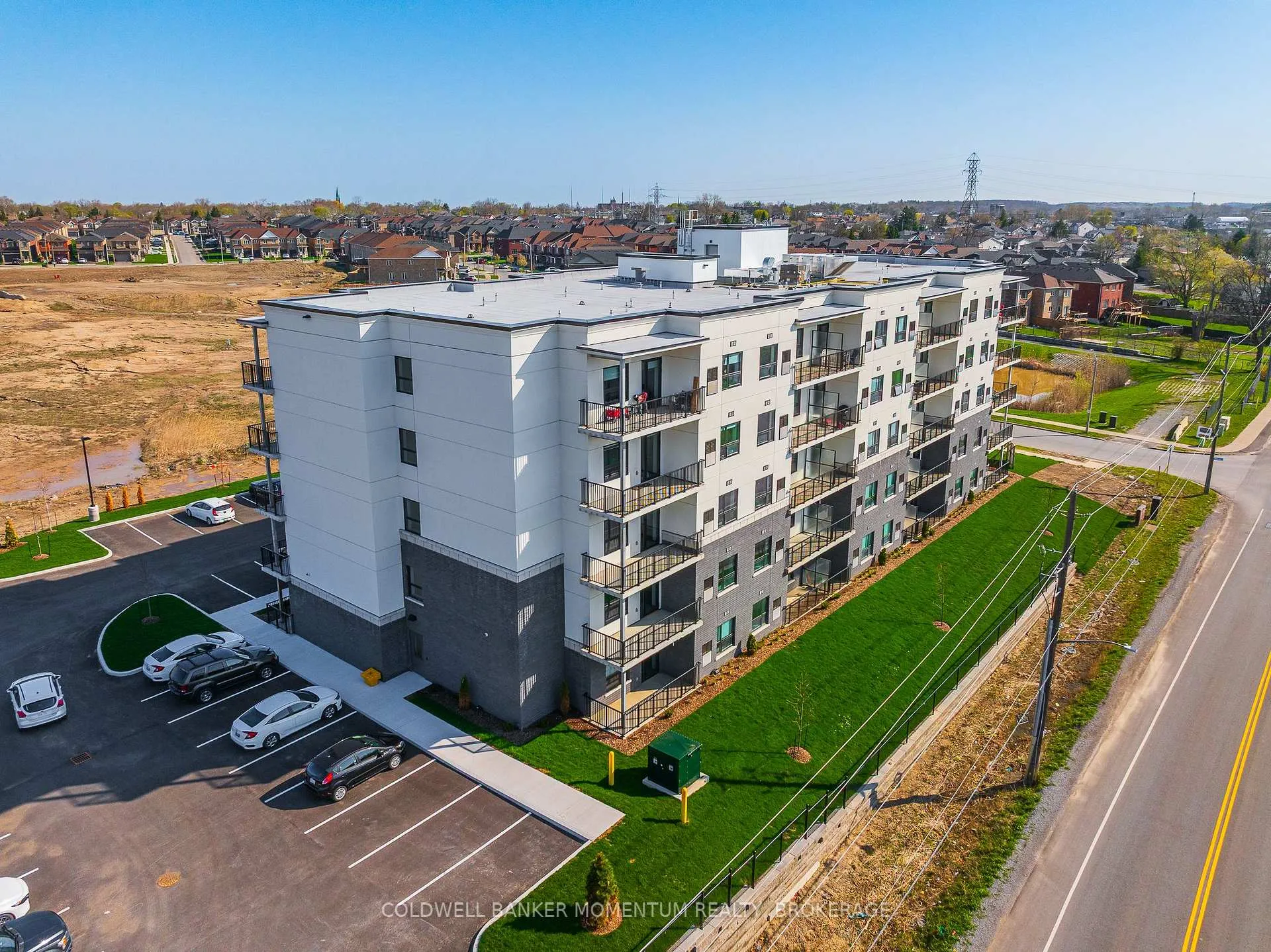 Photo 3 of Unit 212, 5 Baker Street, Thorold, Thorold Downtown — HOMEH