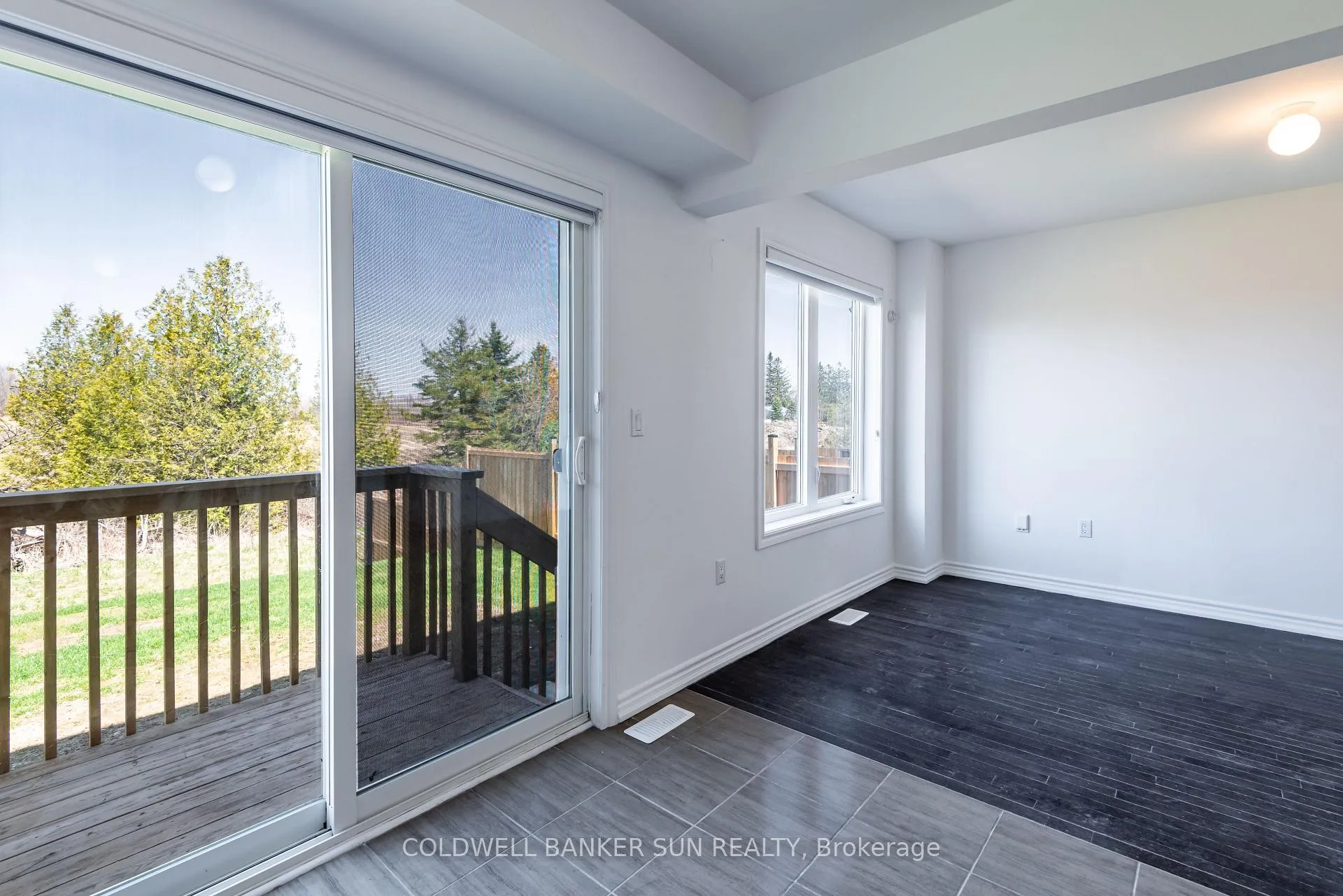 Photo 4 of 59 Todd Crescent, Southgate — HOMEH