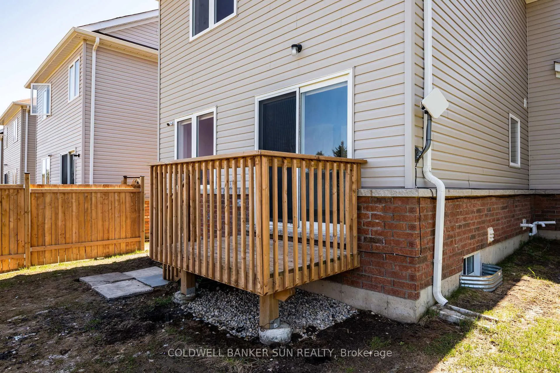 Photo 33 of 59 Todd Crescent, Southgate — HOMEH