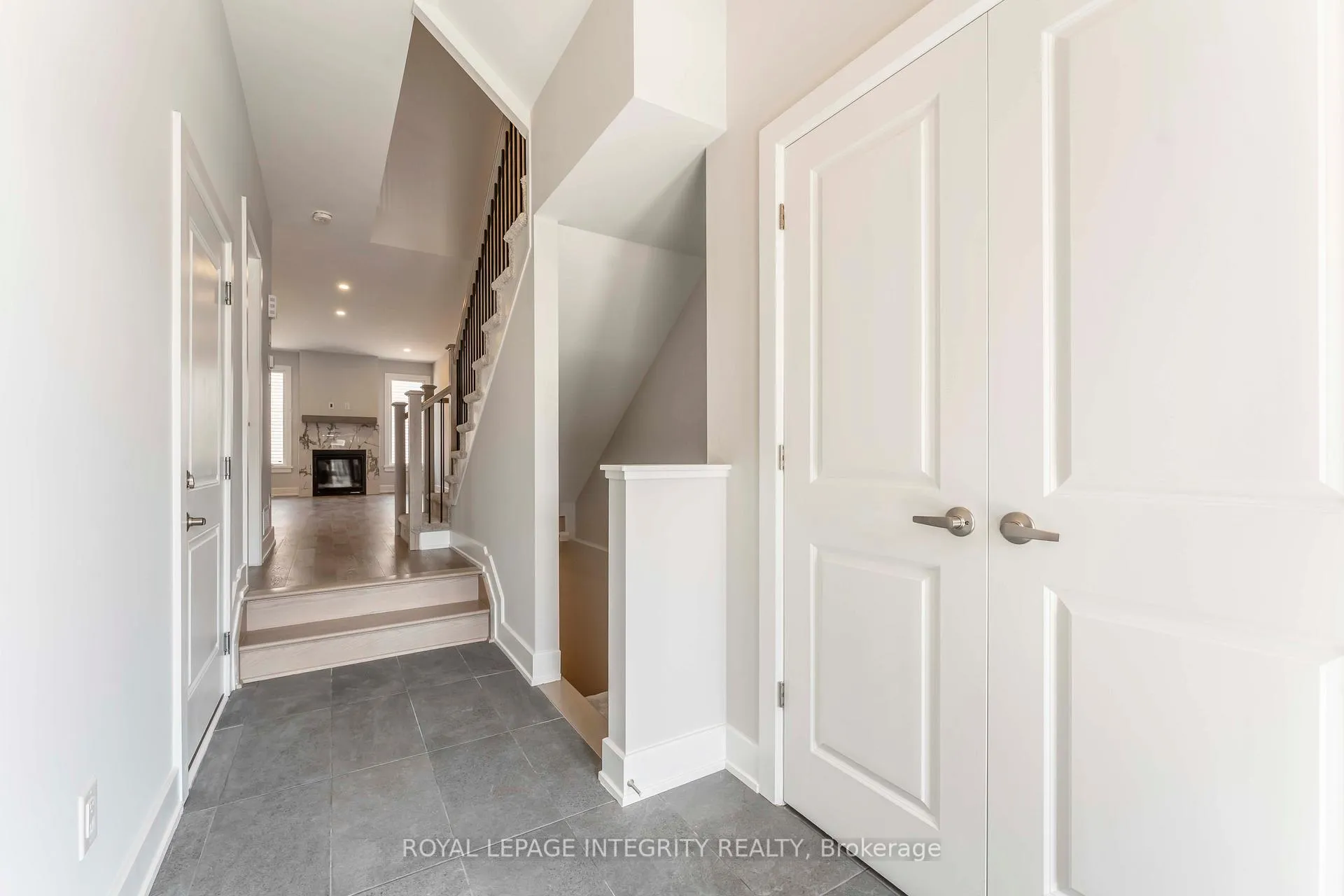 Photo 5 of 1166 Cope Drive, Ottawa, Stittsville (South) — HOMEH