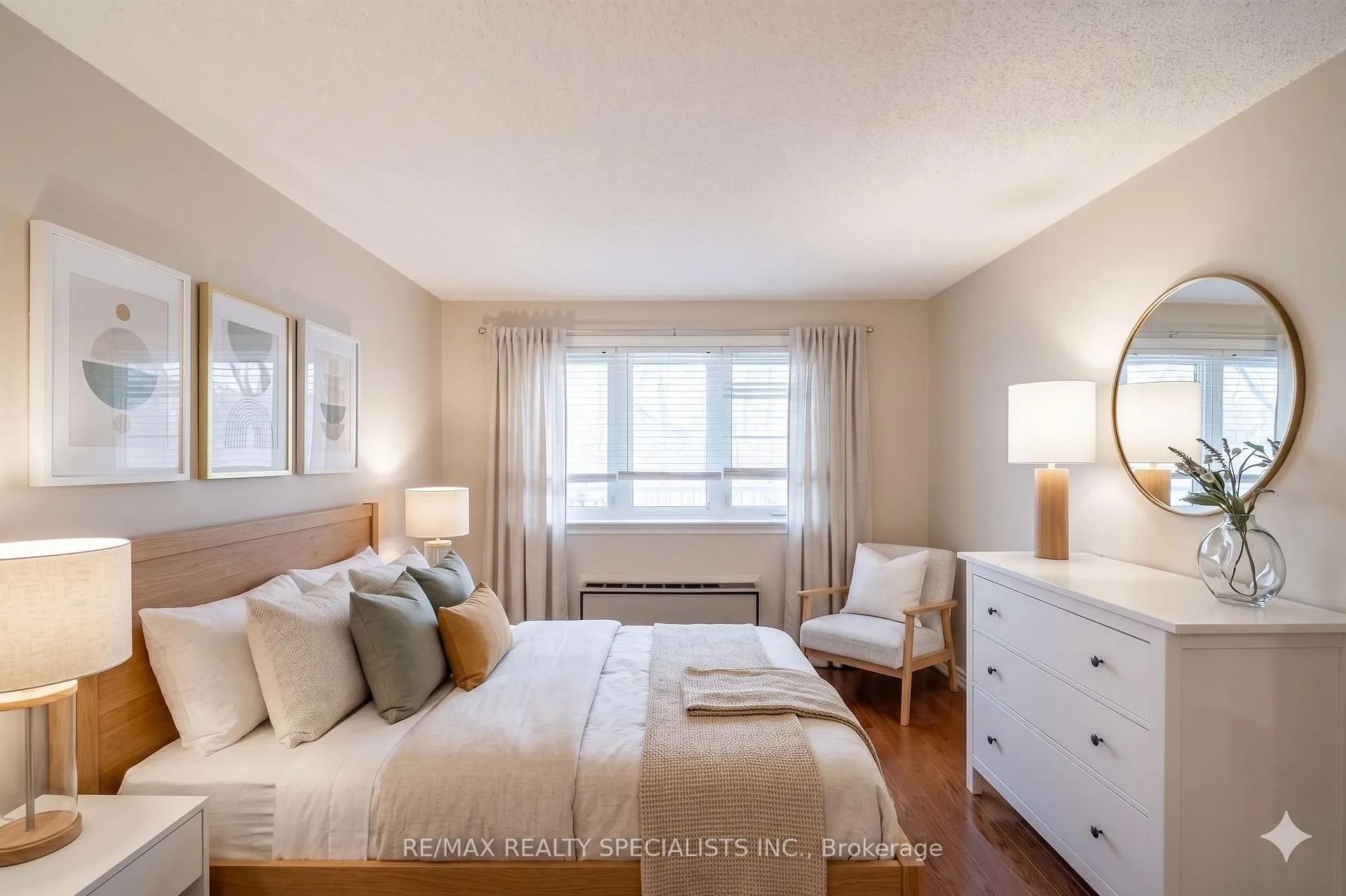 Photo 6 of Unit 219, 193 Lake Driveway Drive, Ajax, South West — HOMEH