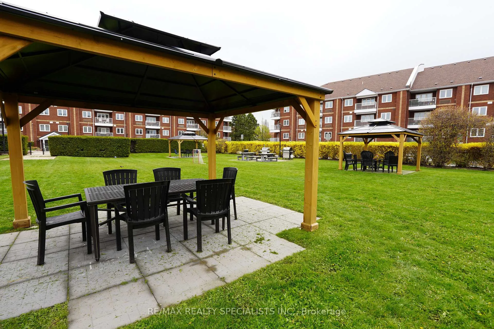 Photo 13 of Unit 219, 193 Lake Driveway Drive, Ajax, South West — HOMEH