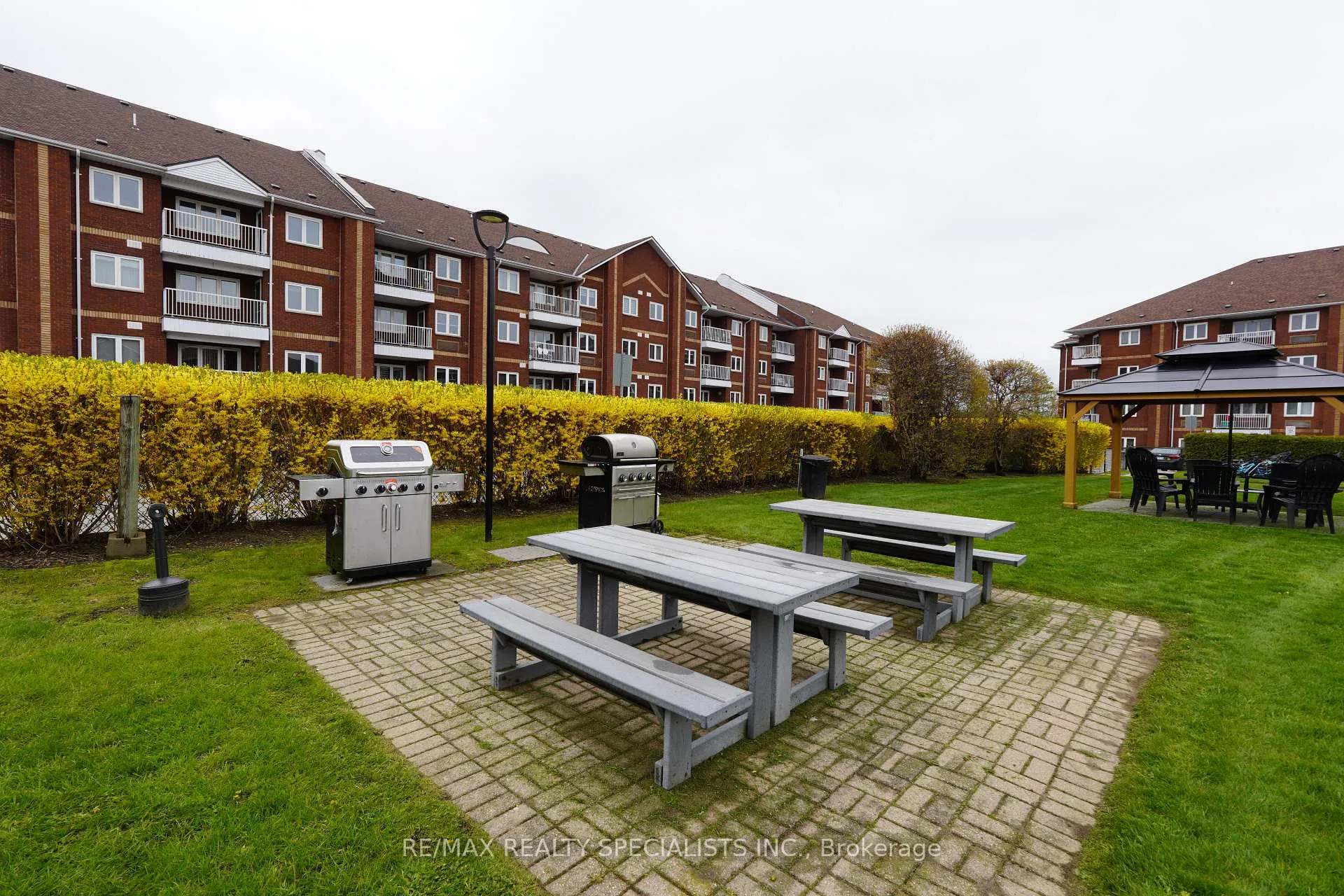 Photo 15 of Unit 219, 193 Lake Driveway Drive, Ajax, South West — HOMEH