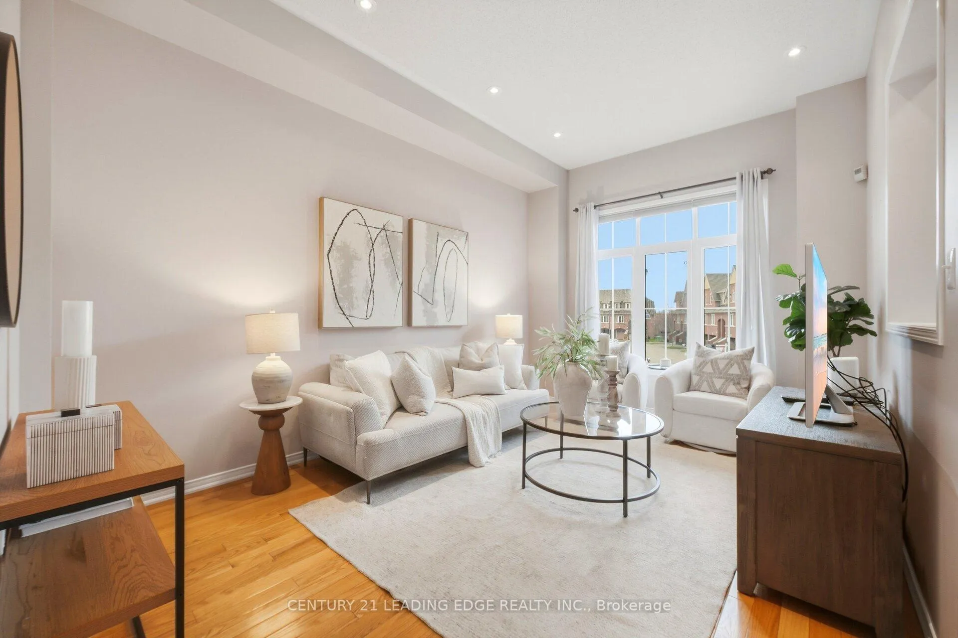 Photo 7 of Unit 14, 28 Burtonbury Lane, Ajax, Northeast Ajax — HOMEH