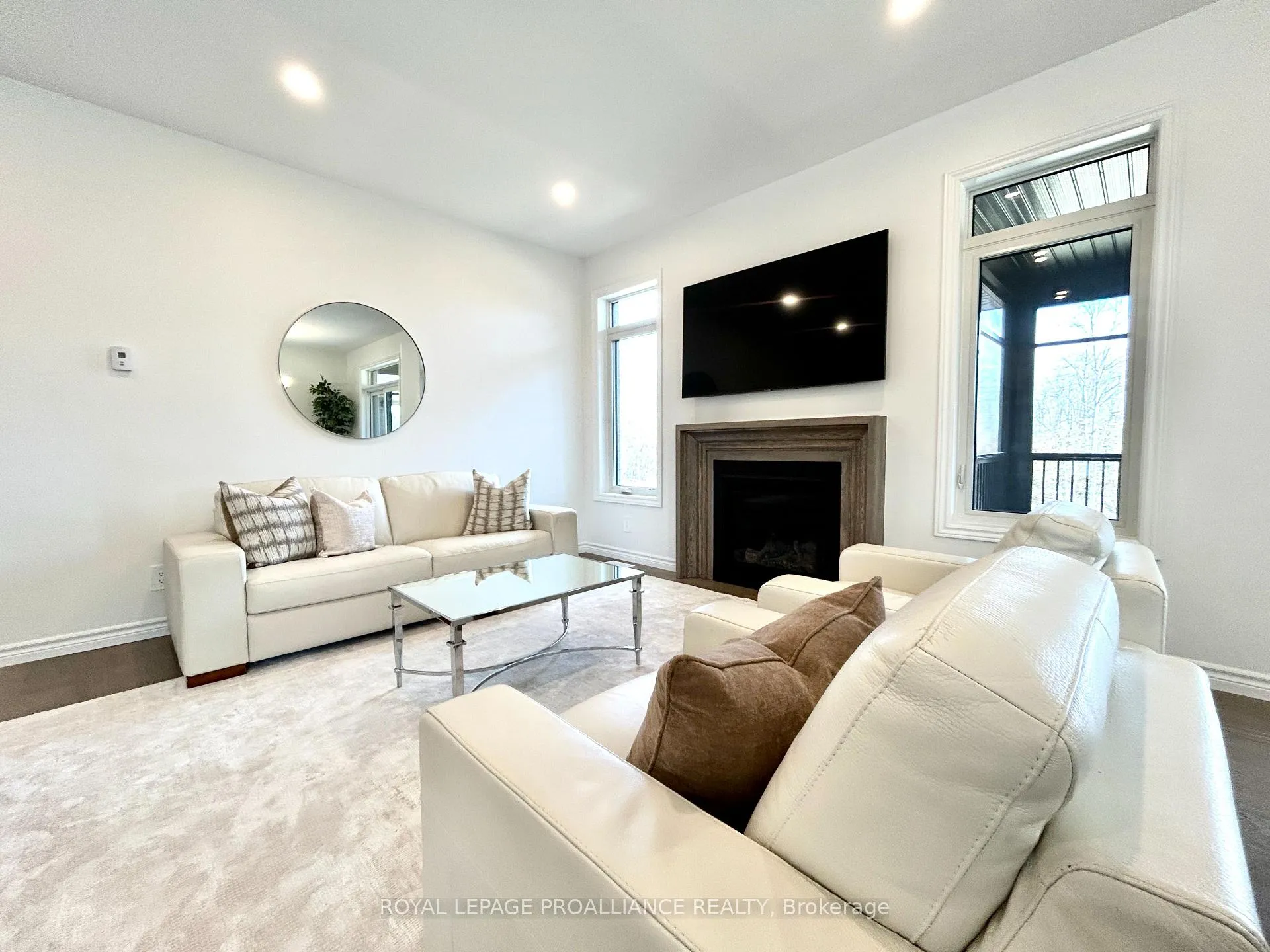 Photo 7 of 134 Stonecrest Boulevard, Quinte West, Sidney Ward — HOMEH