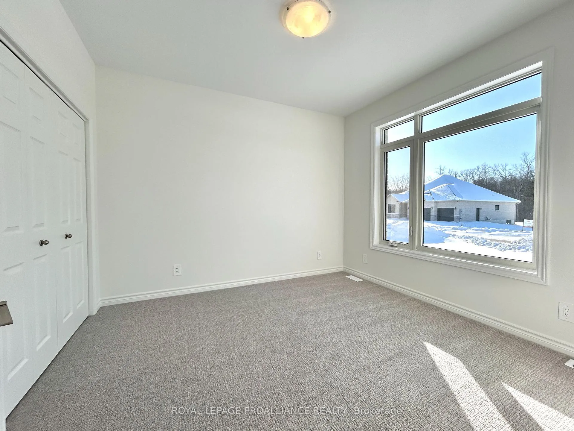 Photo 12 of 134 Stonecrest Boulevard, Quinte West, Sidney Ward — HOMEH