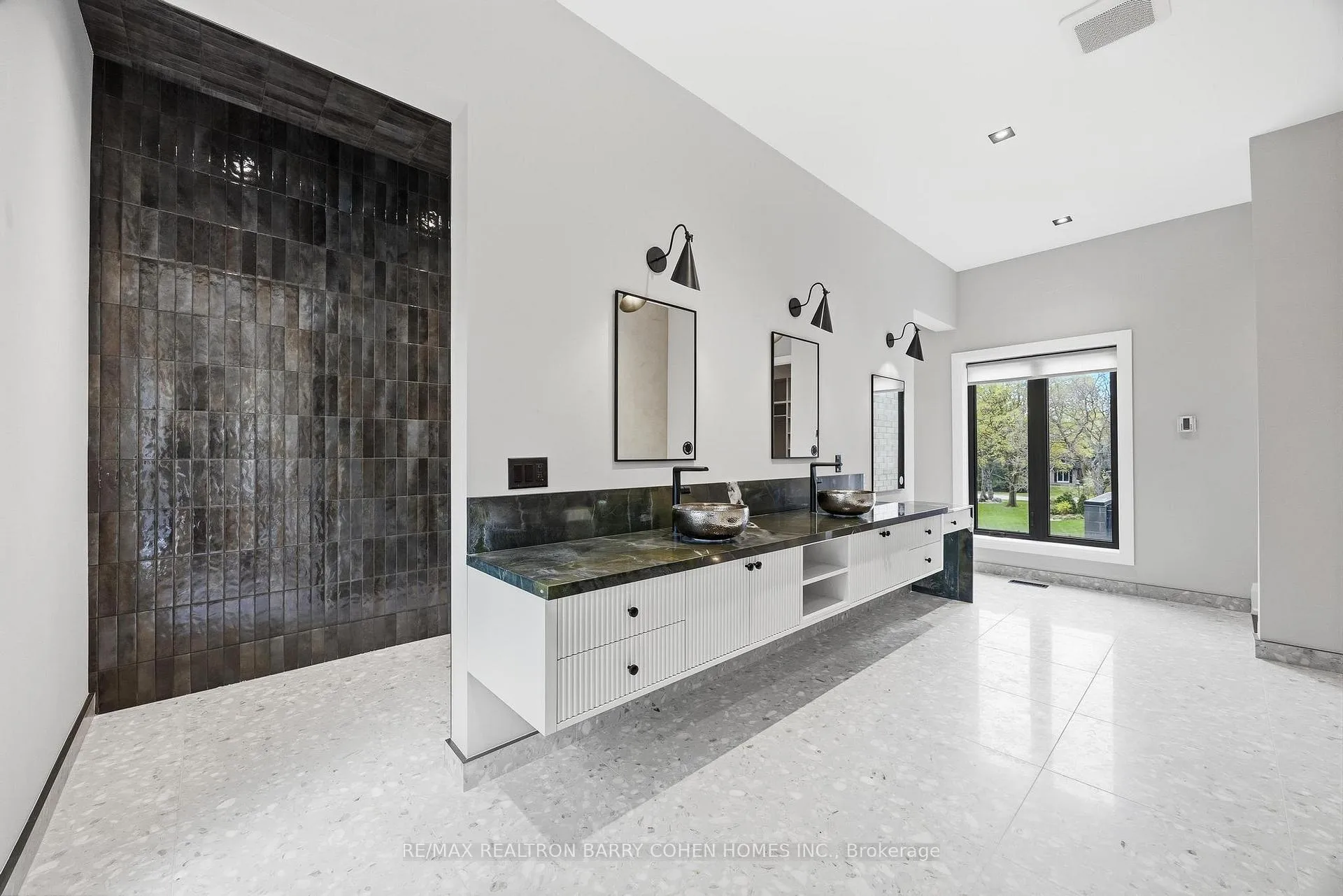 Photo 20 of 4 Sunflower Court, Markham, Bayview Glen — HOMEH