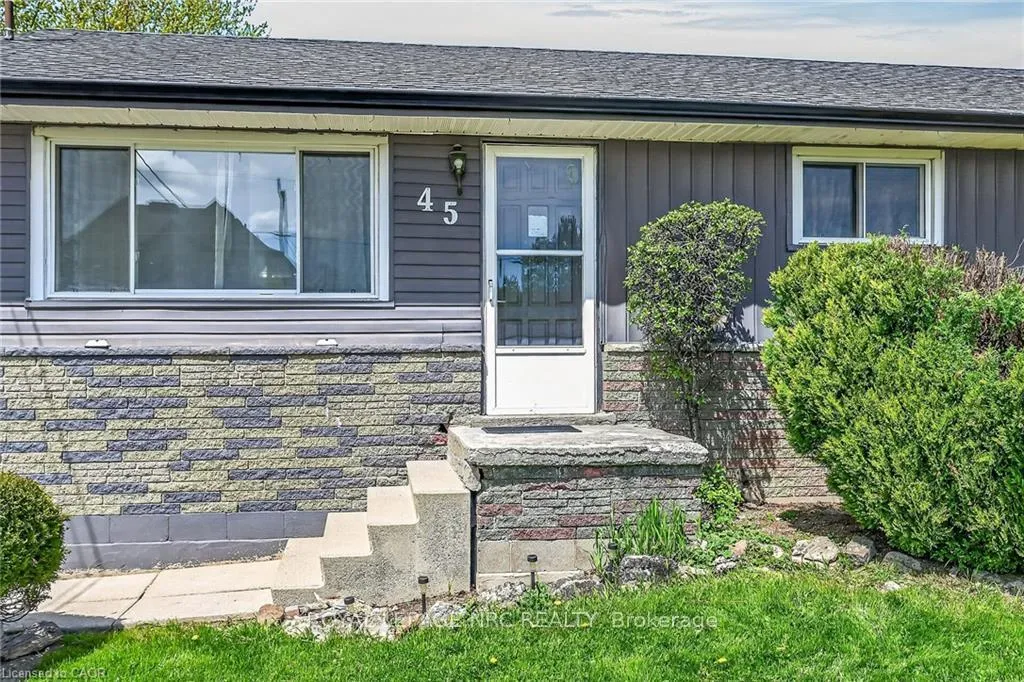Photo 3 of 45 Leckie Avenue, Hamilton, Stoney Creek Mountain — HOMEH