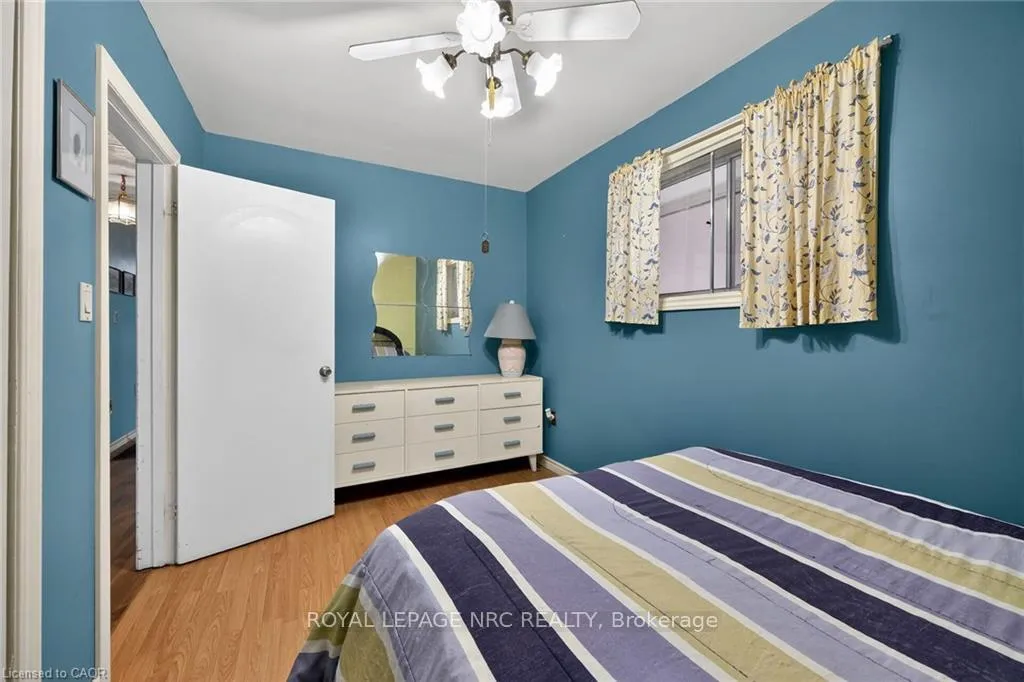 Photo 15 of 45 Leckie Avenue, Hamilton, Stoney Creek Mountain — HOMEH