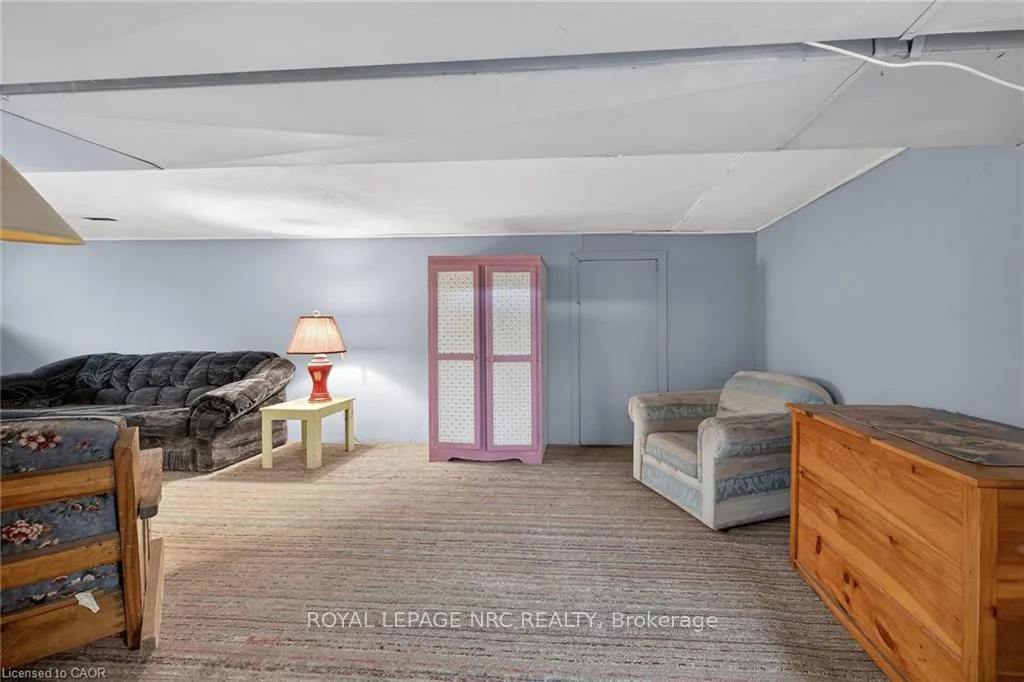 Photo 19 of 45 Leckie Avenue, Hamilton, Stoney Creek Mountain — HOMEH