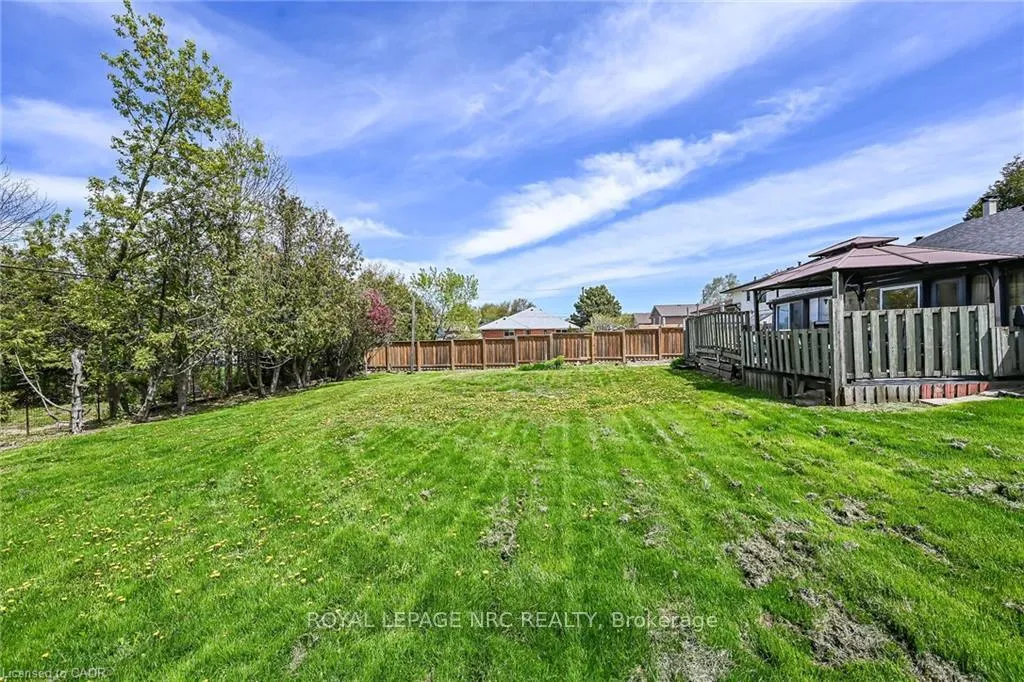 Photo 34 of 45 Leckie Avenue, Hamilton, Stoney Creek Mountain — HOMEH