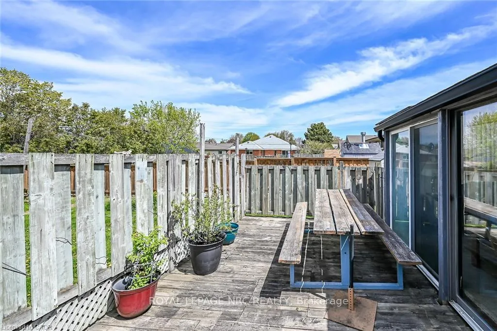 Photo 37 of 45 Leckie Avenue, Hamilton, Stoney Creek Mountain — HOMEH