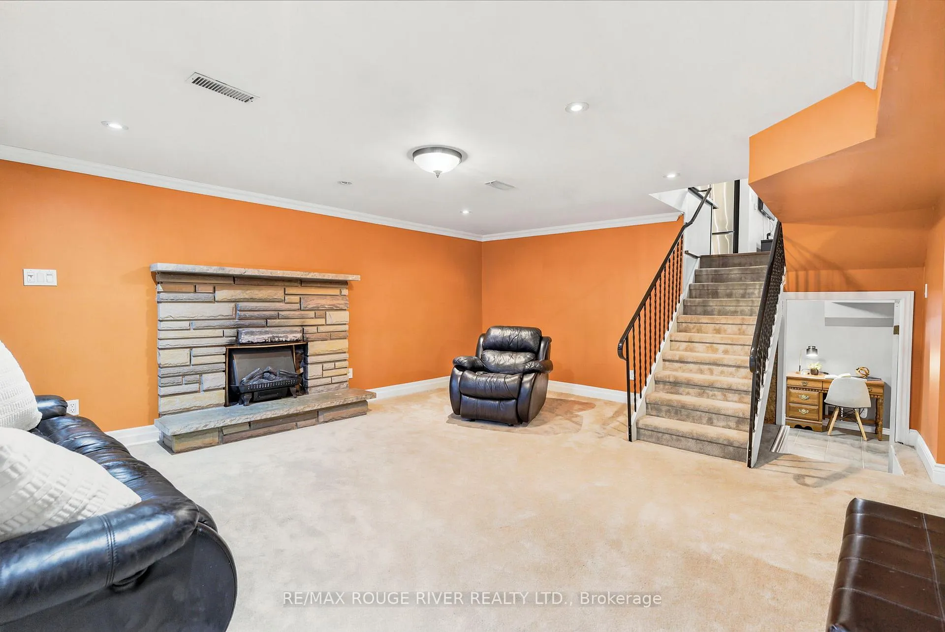 Photo 26 of 1125 Byron Street S, Whitby, Downtown Whitby — HOMEH