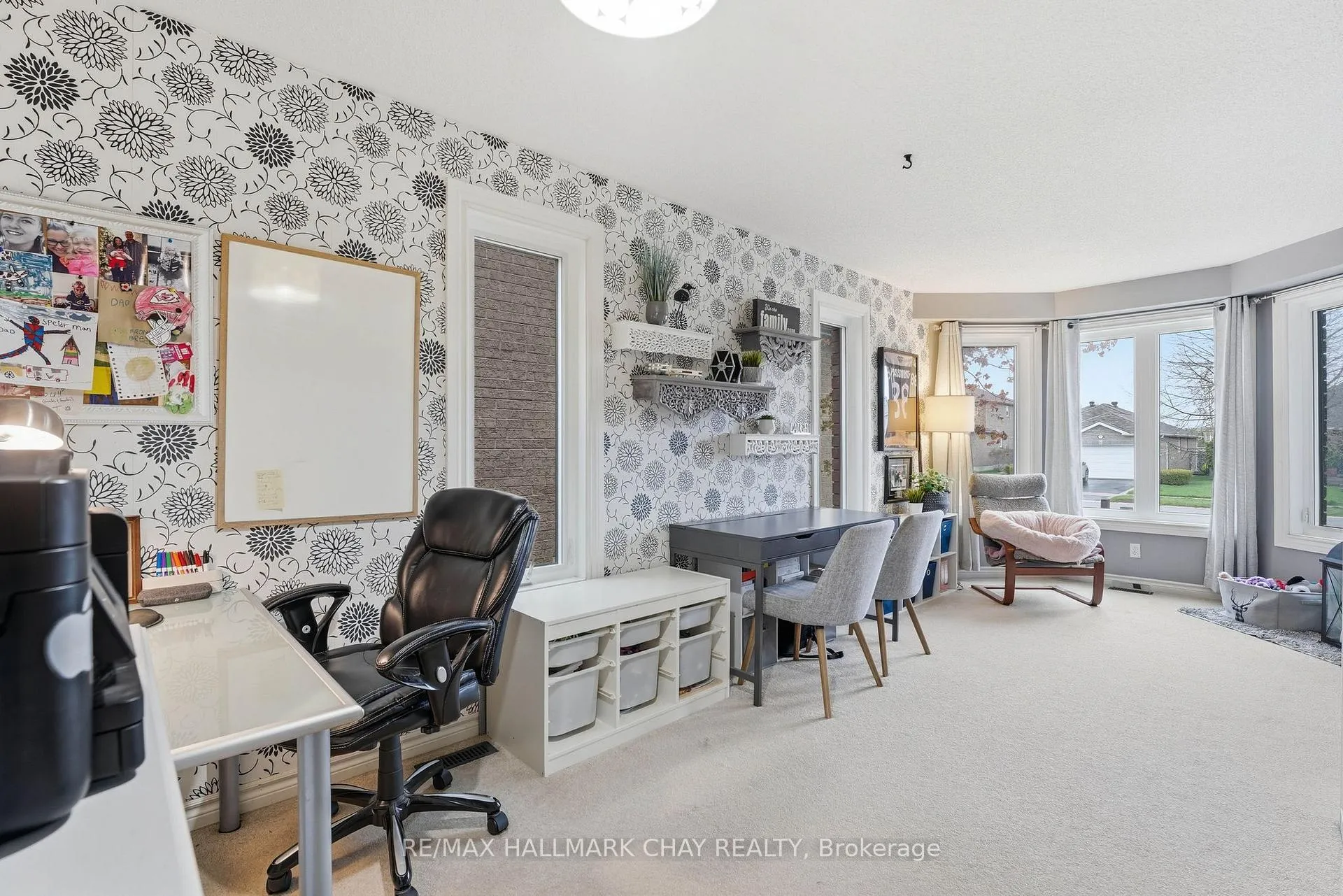 Photo 11 of 94 Ruffet Drive, Barrie, Edgehill Drive — HOMEH