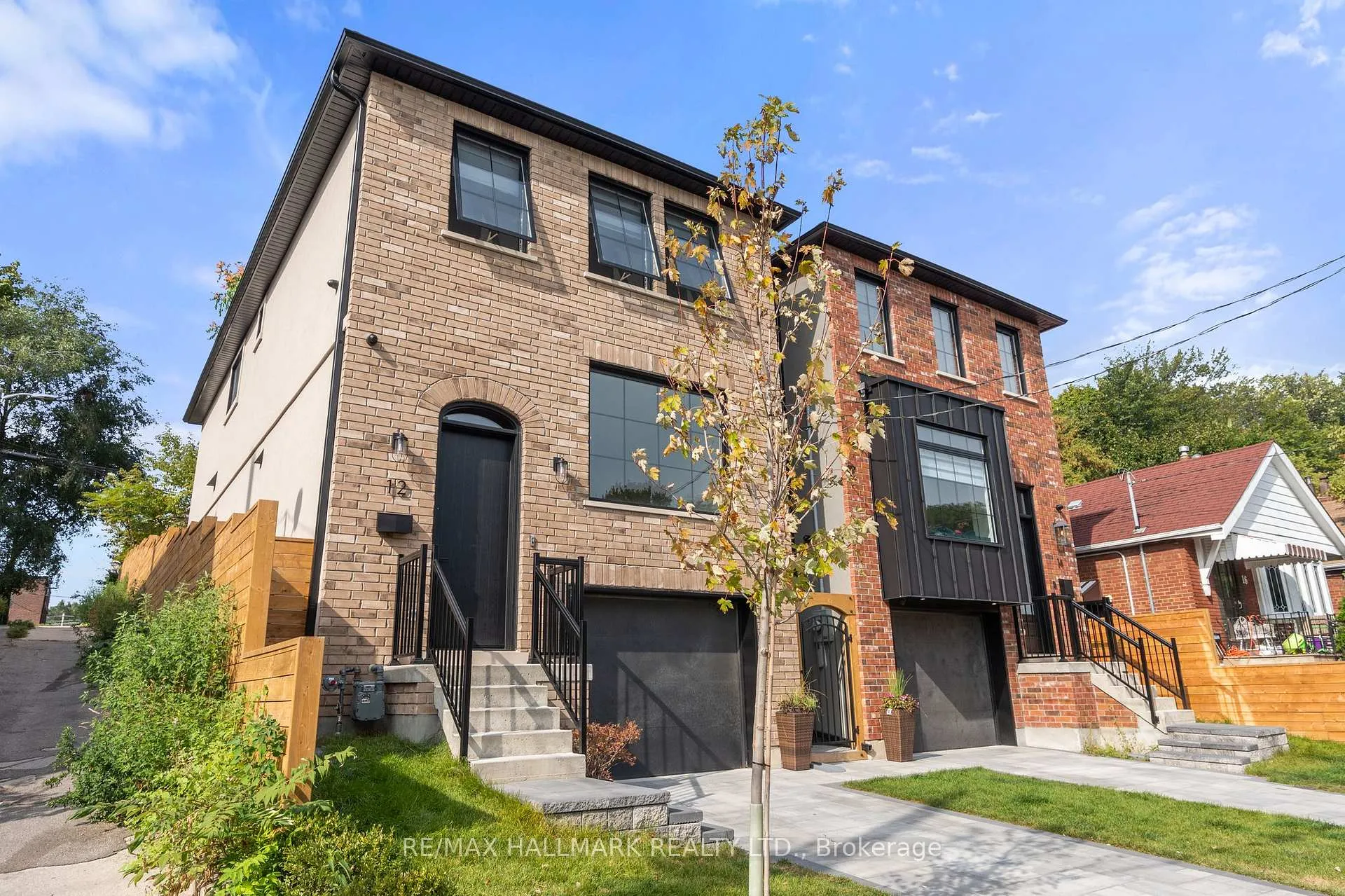 Photo 21 of 12 Glenside Avenue, Toronto, Greenwood-Coxwell — HOMEH