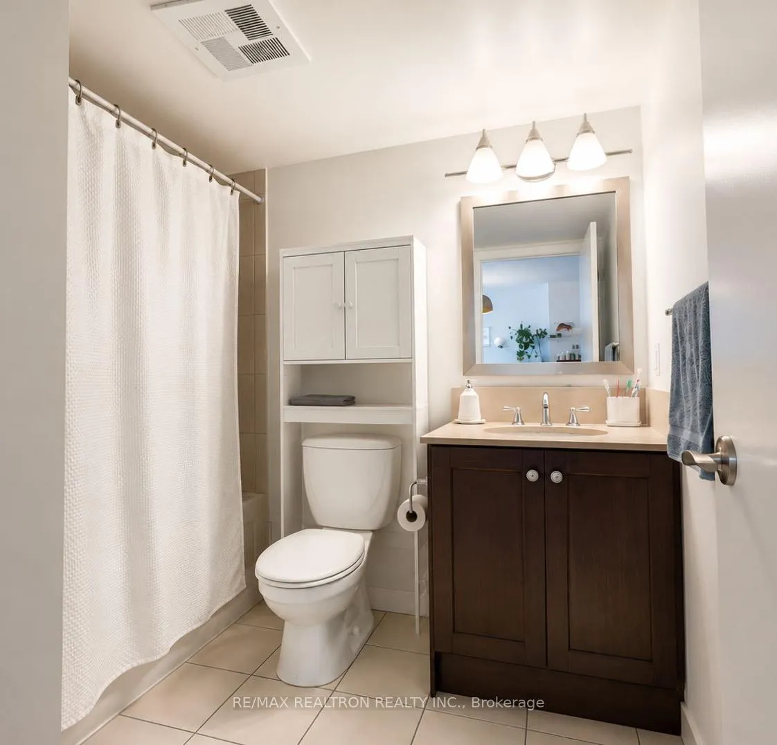 Photo 10 of Unit 2001, 2181 Yonge Street, Toronto, Mount Pleasant West — HOMEH
