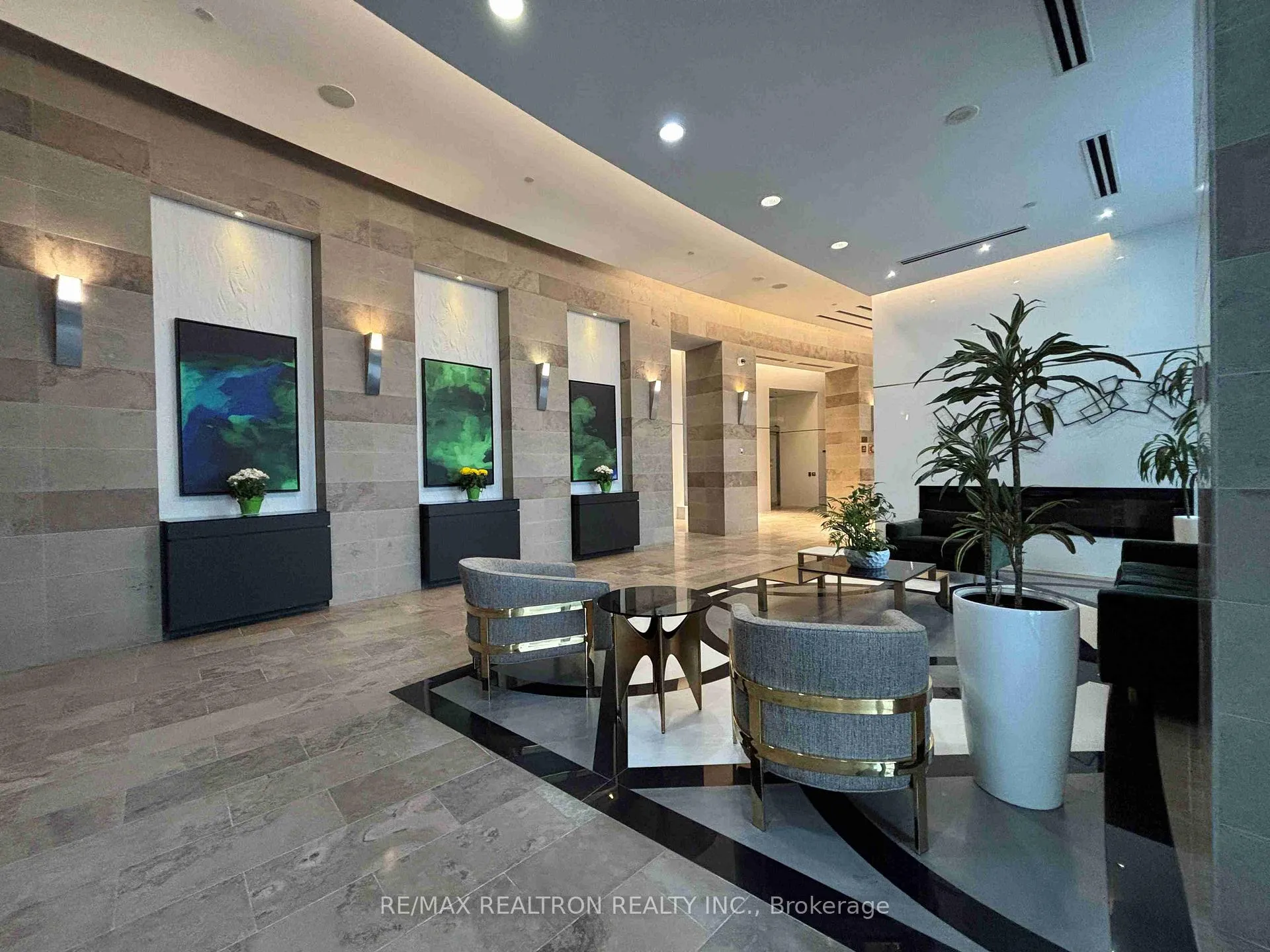 Photo 19 of Unit 2001, 2181 Yonge Street, Toronto, Mount Pleasant West — HOMEH