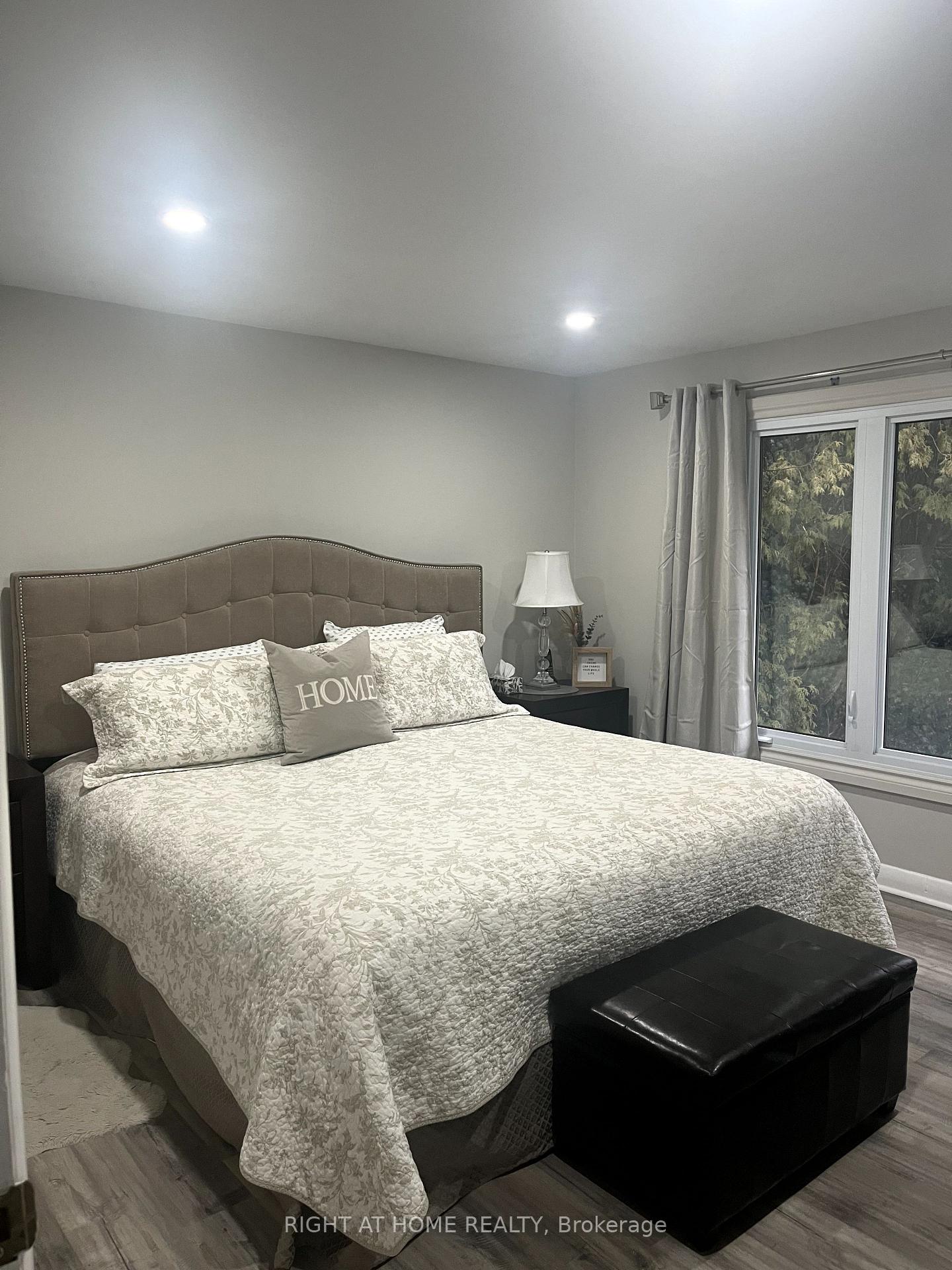 Photo 7 of 253 Strathcona Drive, Burlington, Shoreacres — HOMEH