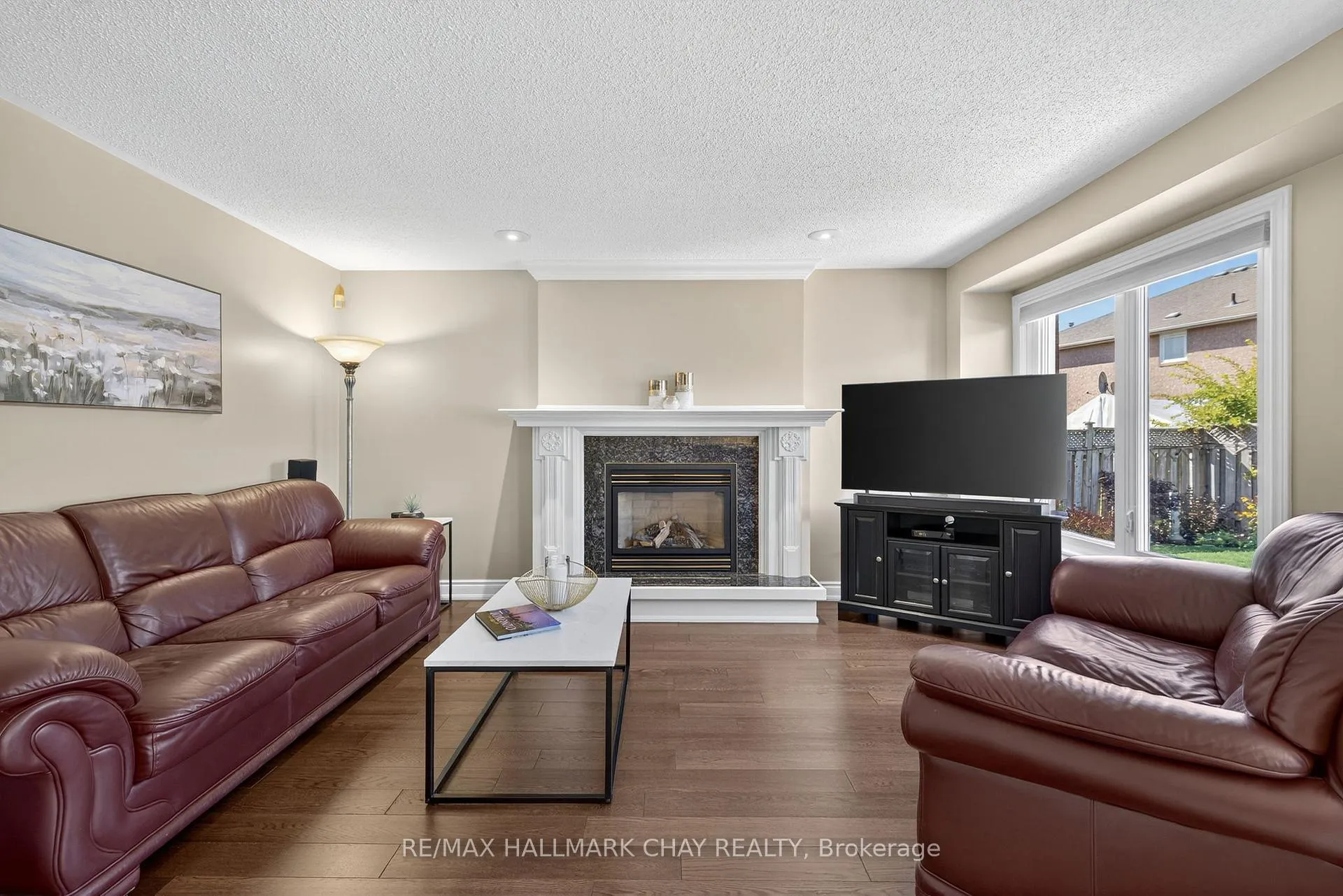 Photo 7 of 114 Sweetbriar Court, Pickering, Highbush — HOMEH