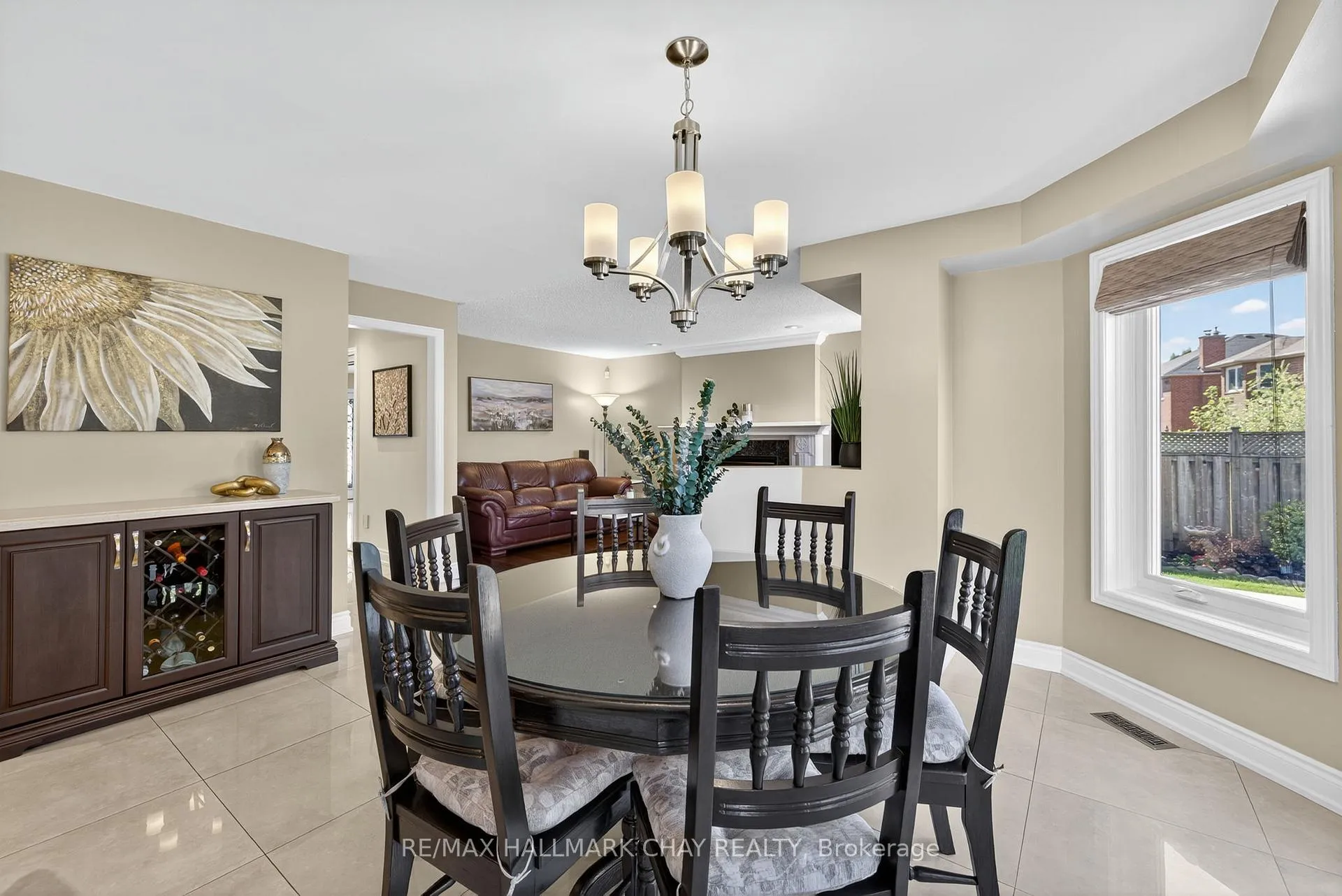 Photo 10 of 114 Sweetbriar Court, Pickering, Highbush — HOMEH
