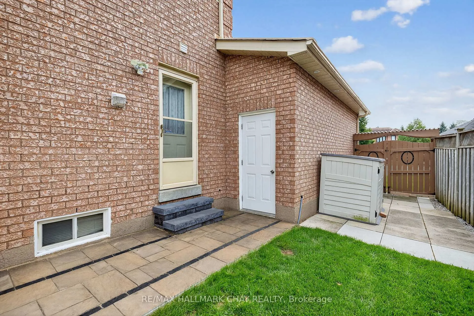 Photo 36 of 114 Sweetbriar Court, Pickering, Highbush — HOMEH