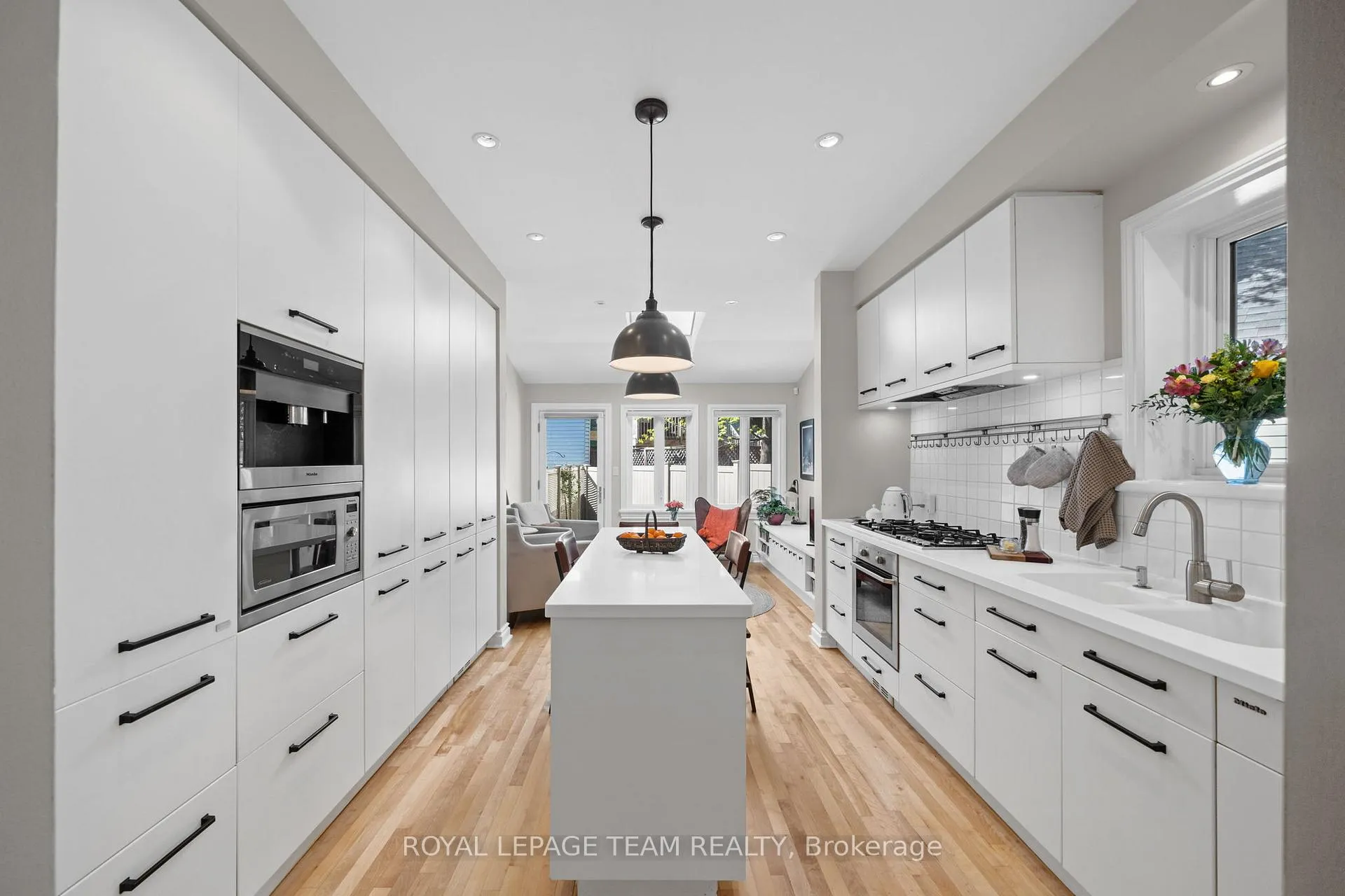 Photo 14 of 27 Gilmour Street, Ottawa, Ottawa Centre/Golden Triangle — HOMEH